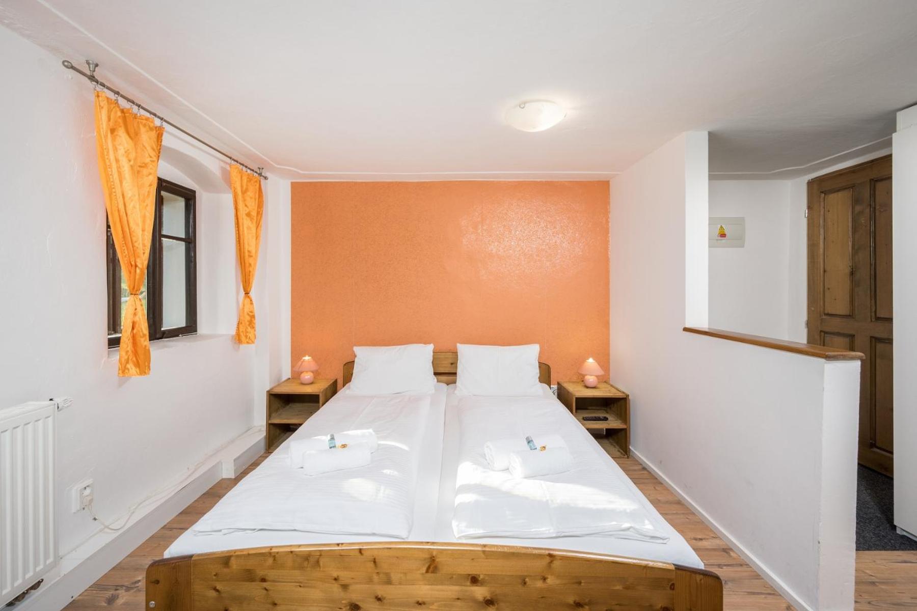 Jizerské hory, apartmány, zahrada, parkování zdarma