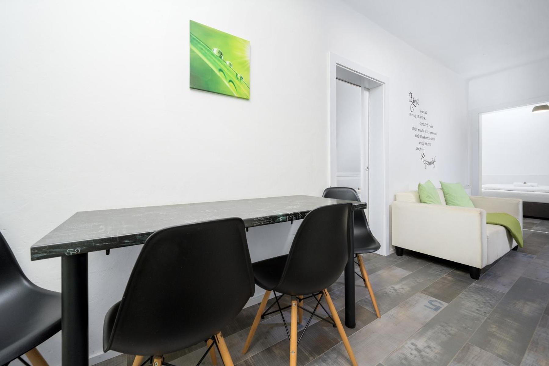 Jizerské hory, apartmány, zahrada, parkování zdarma