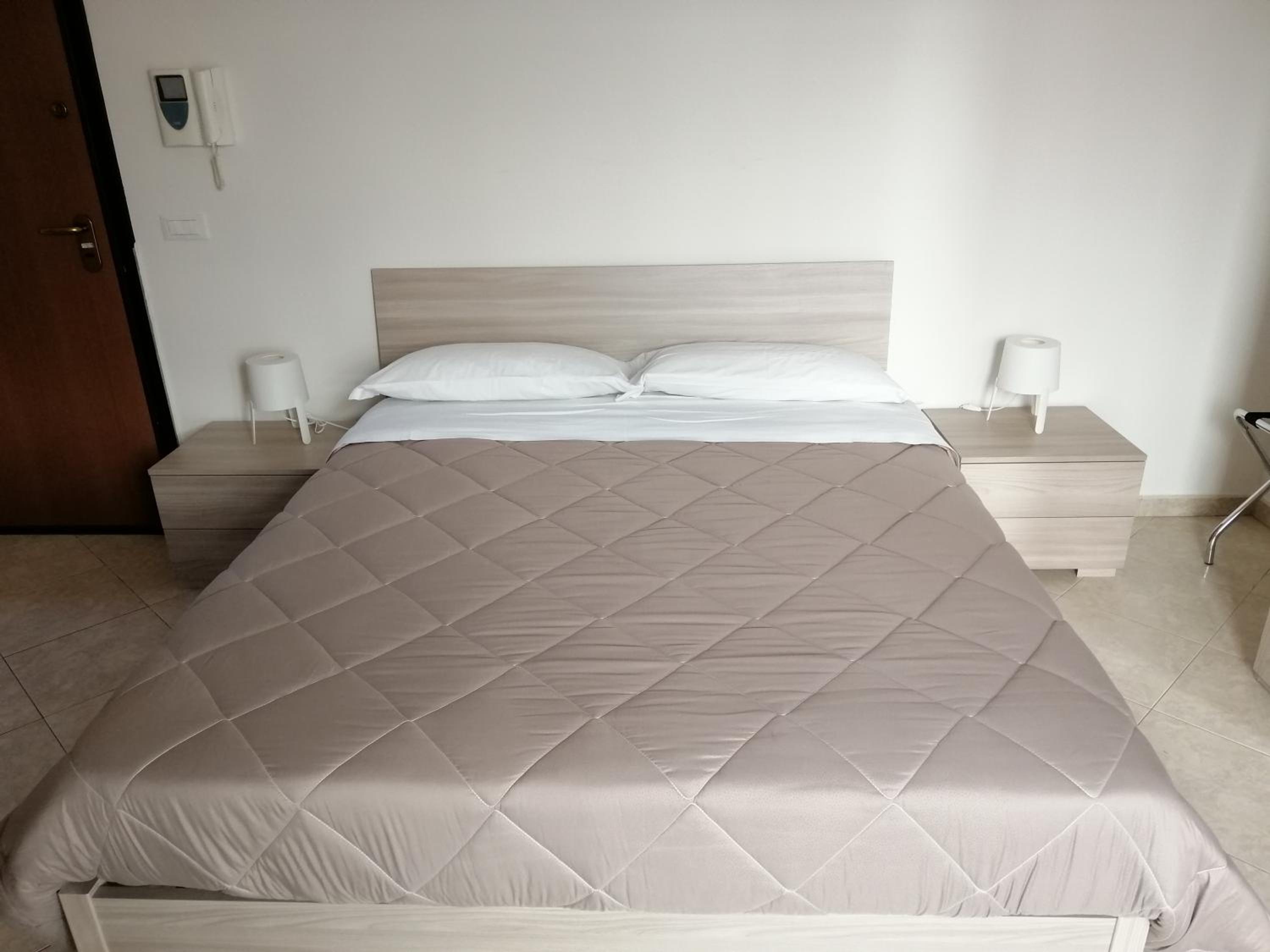 City Break en San Severo — bedroom