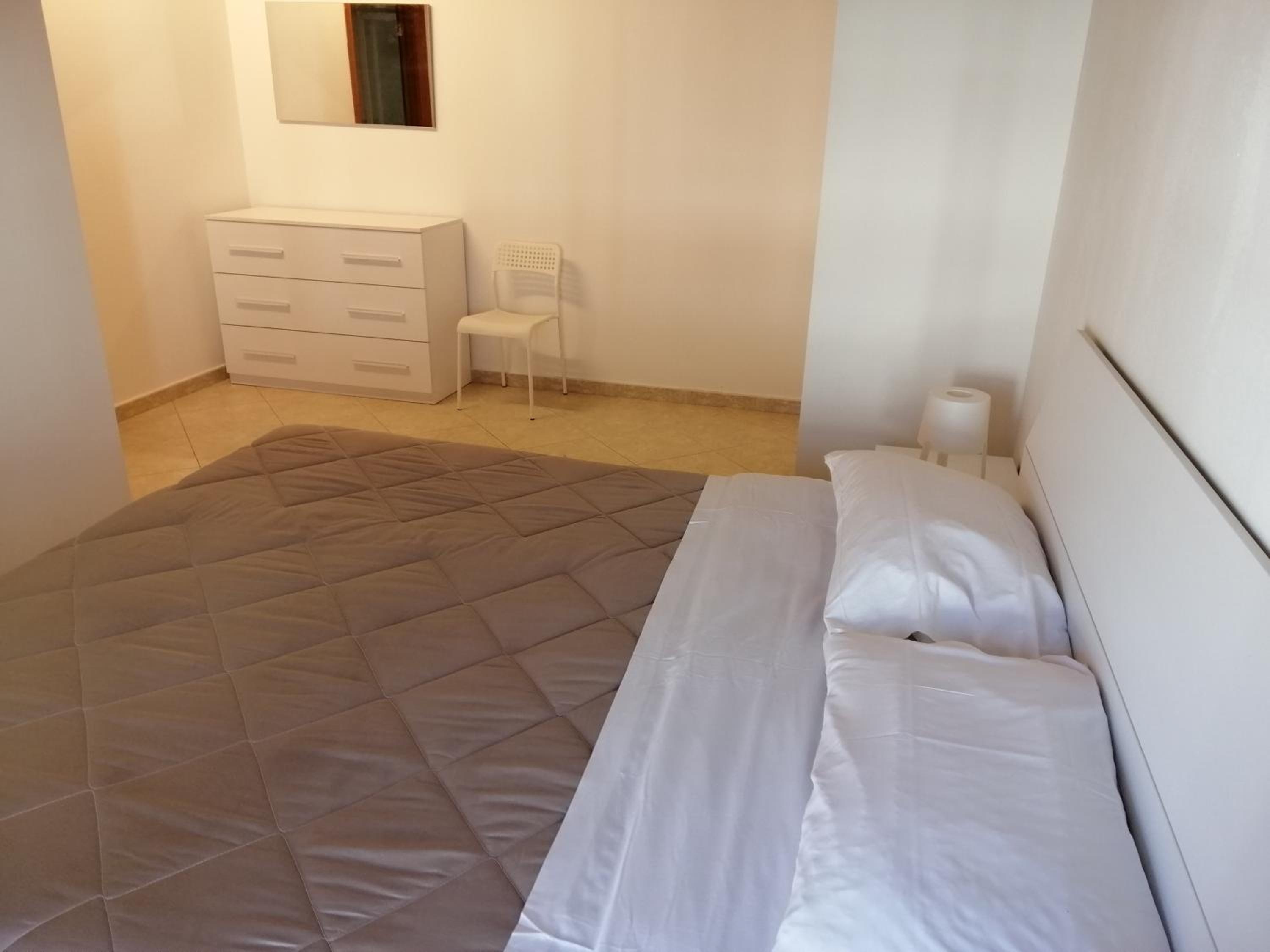 City Break en San Severo — hotel room