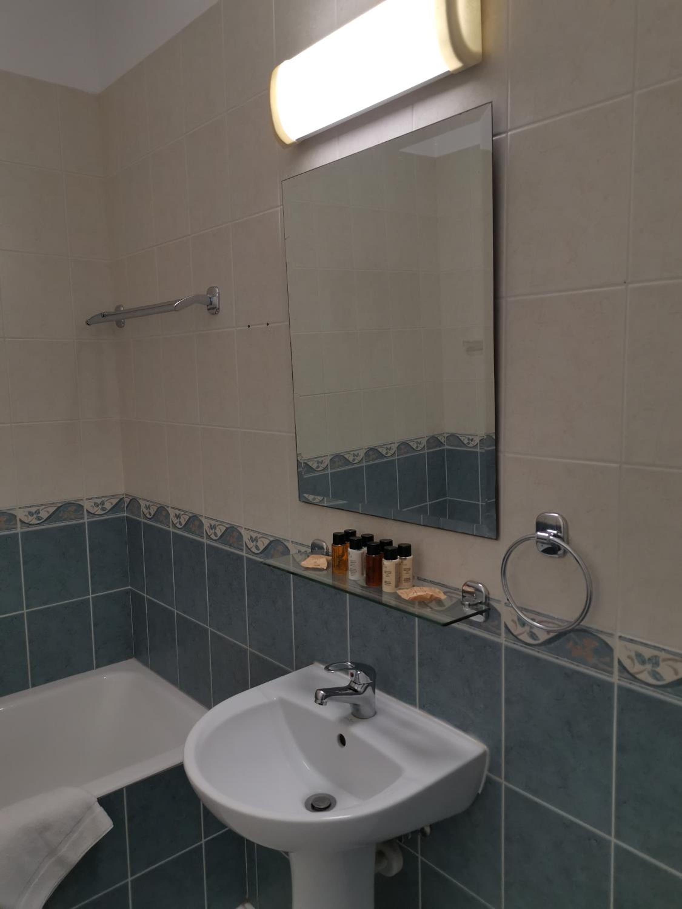 Photo 15