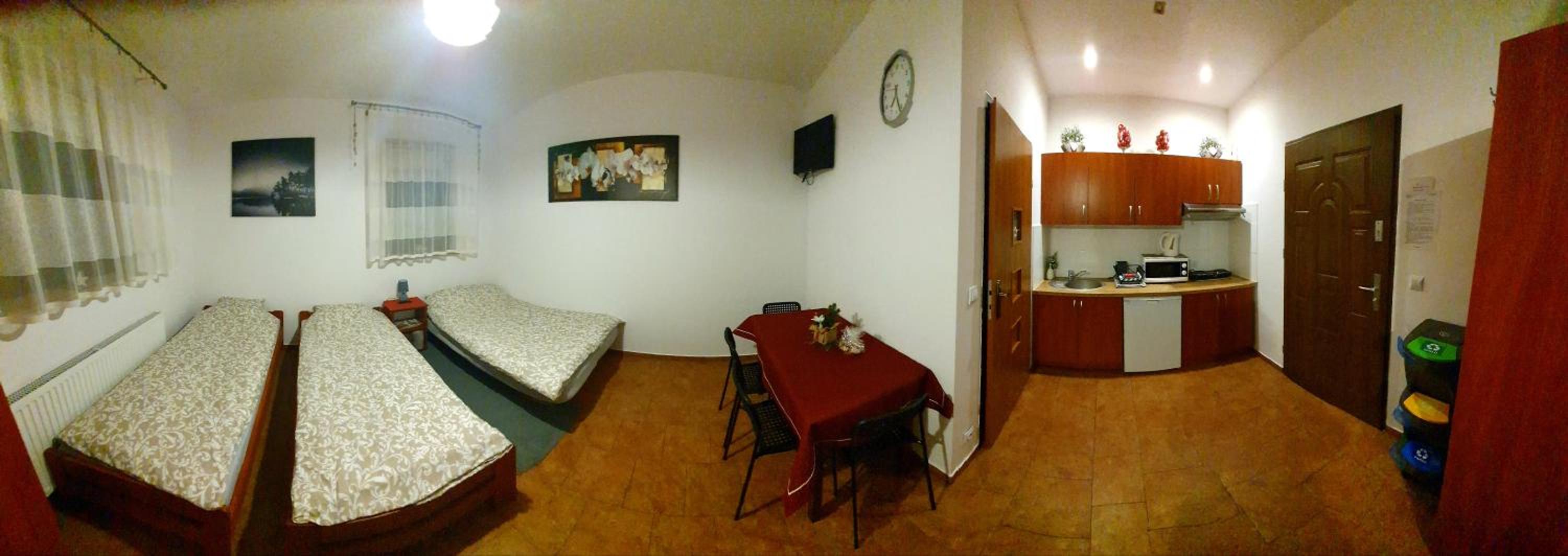 ADUSIÓWKA view 3