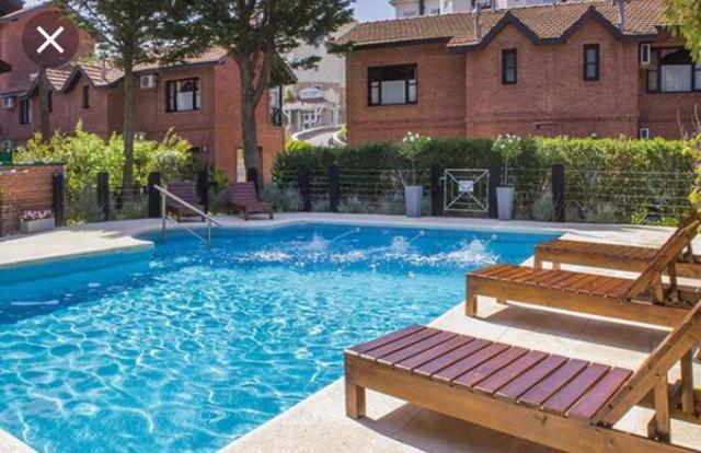DUPLEX Casa 100 m2 CARILO HOUSE Complejo Residencial Sin Serv