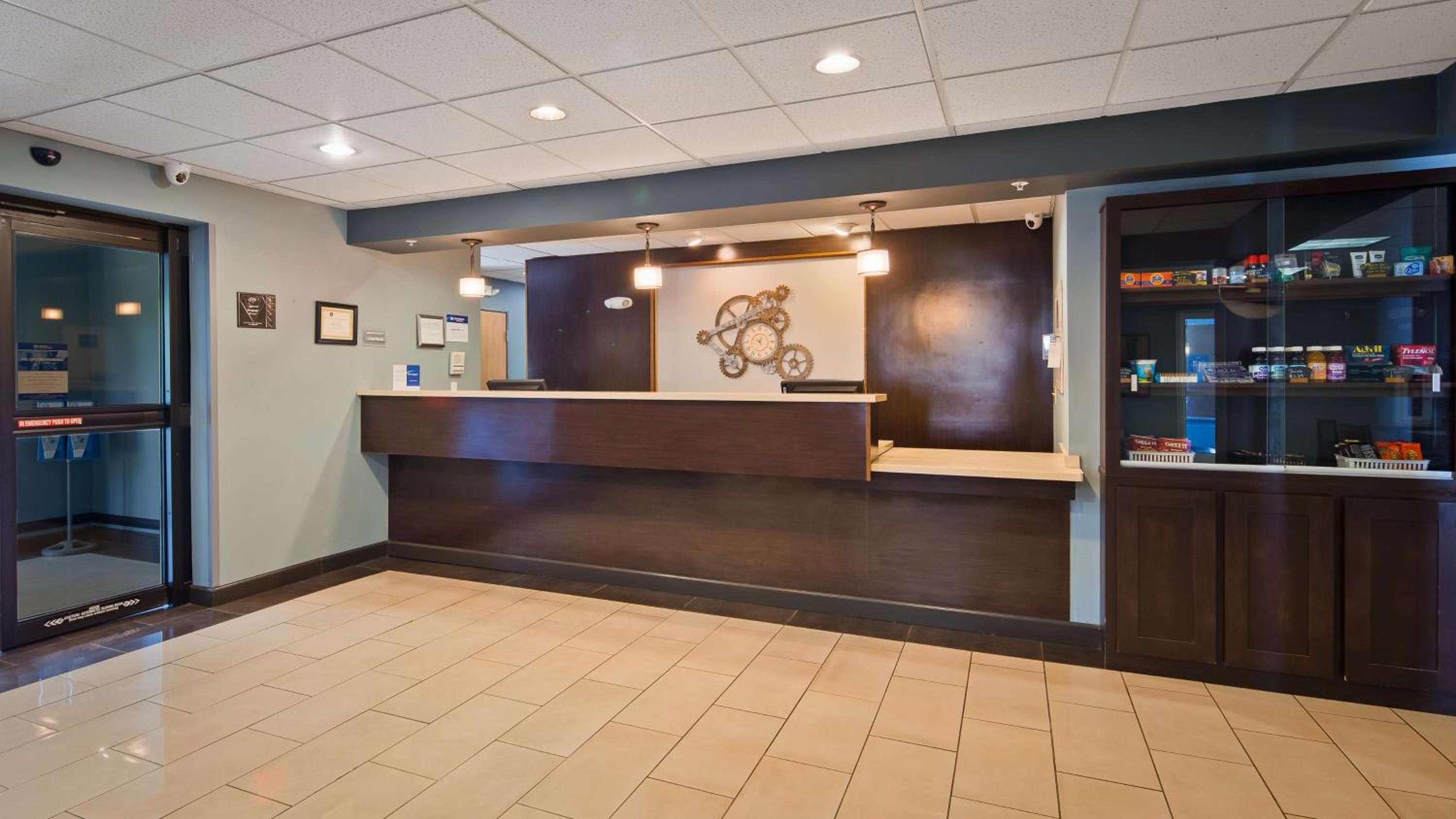 Coldwater Vacations - Best Western Plus Coldwater Hotel - Property Image 10
