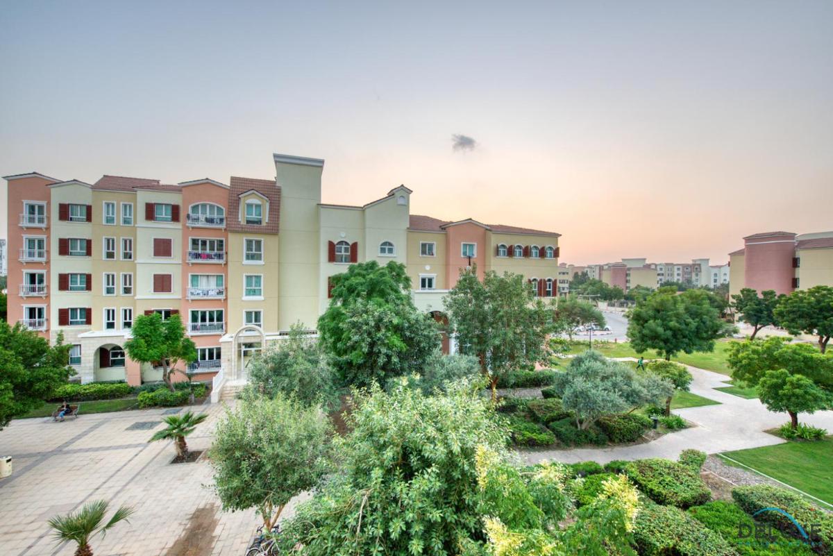 Restful 1BR at Mediterranean Discovery Gardens by Deluxe Holiday Homes