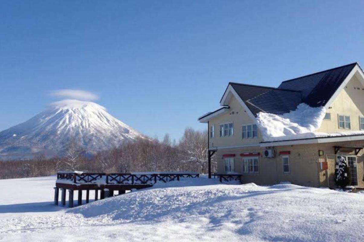 Hotel Resort Inn Niseko - Image 1