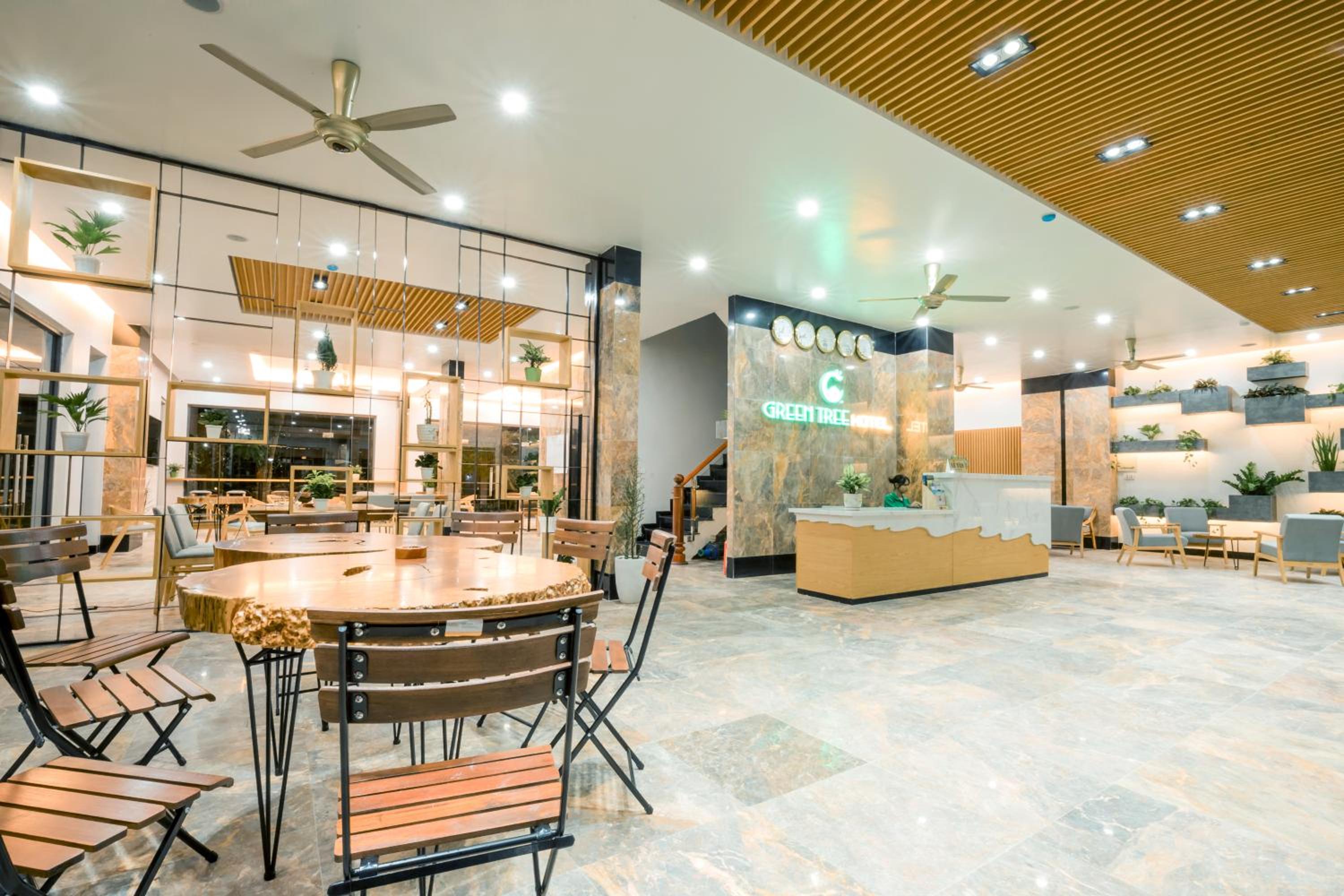 Green Tree Hotel Phú Quốc