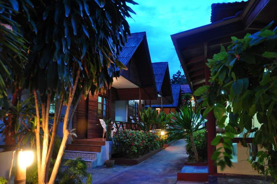 Island View Bungalows