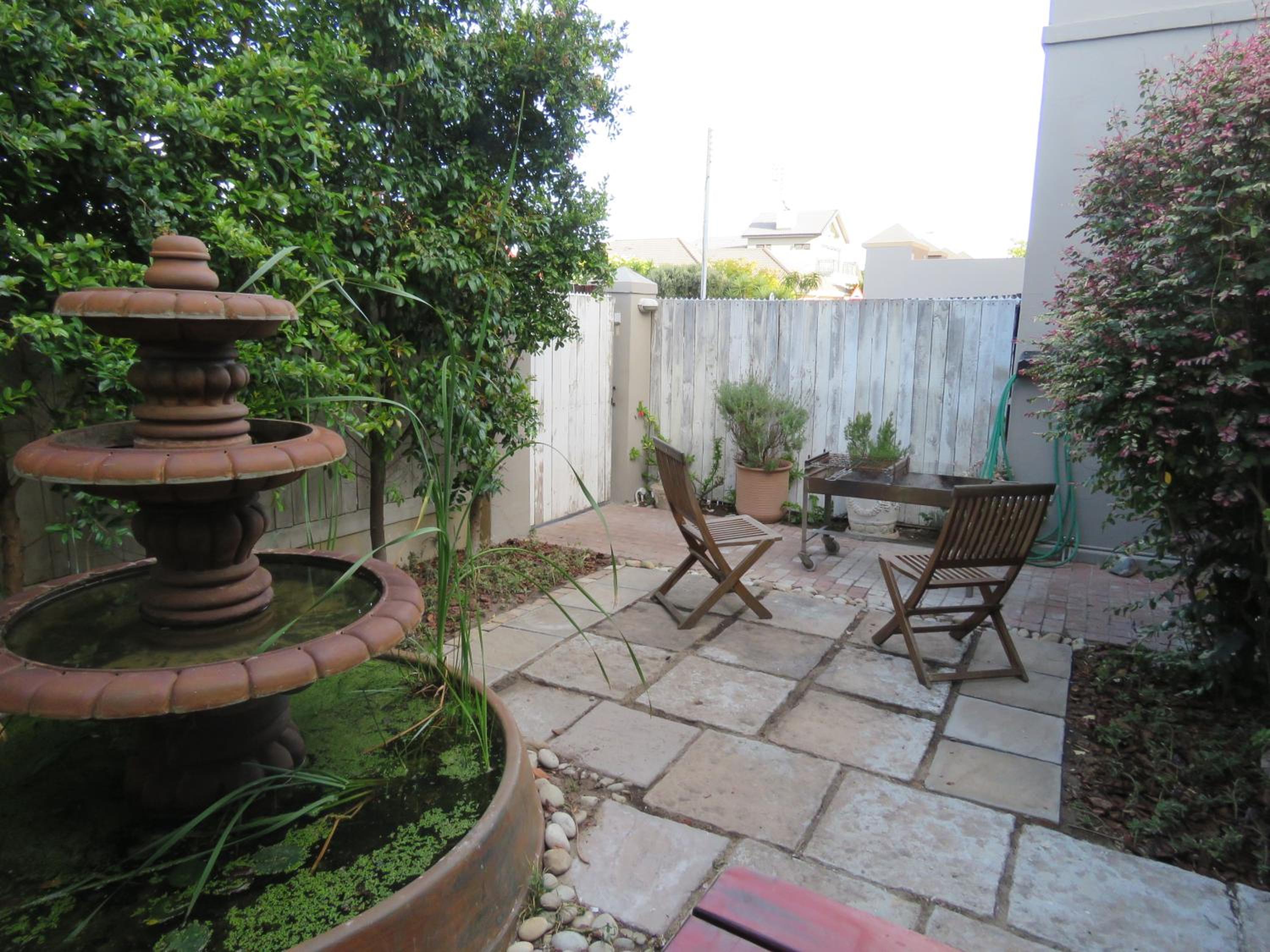 Winelands beach cottage view 5