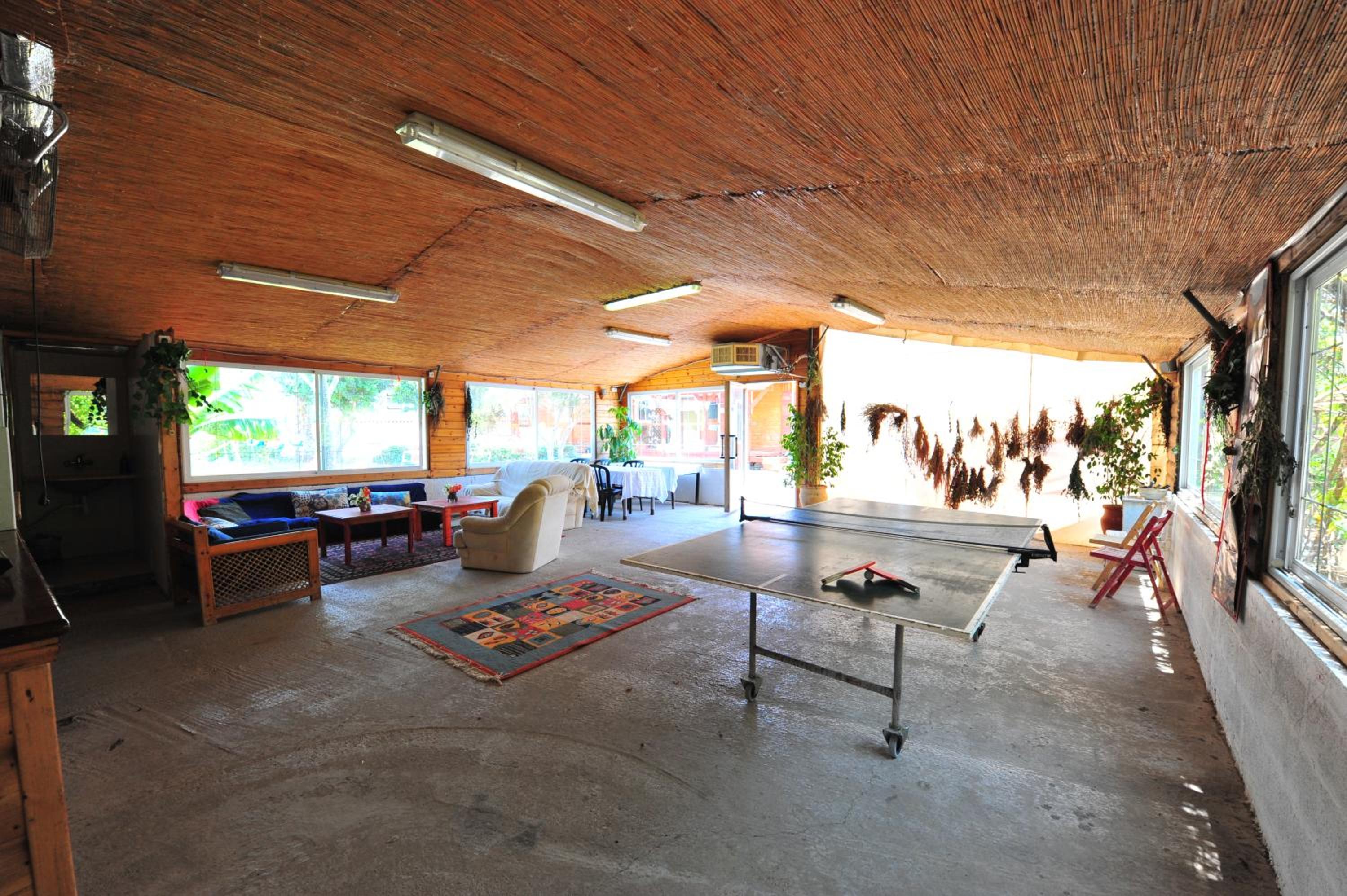 Arbel Holiday Homes