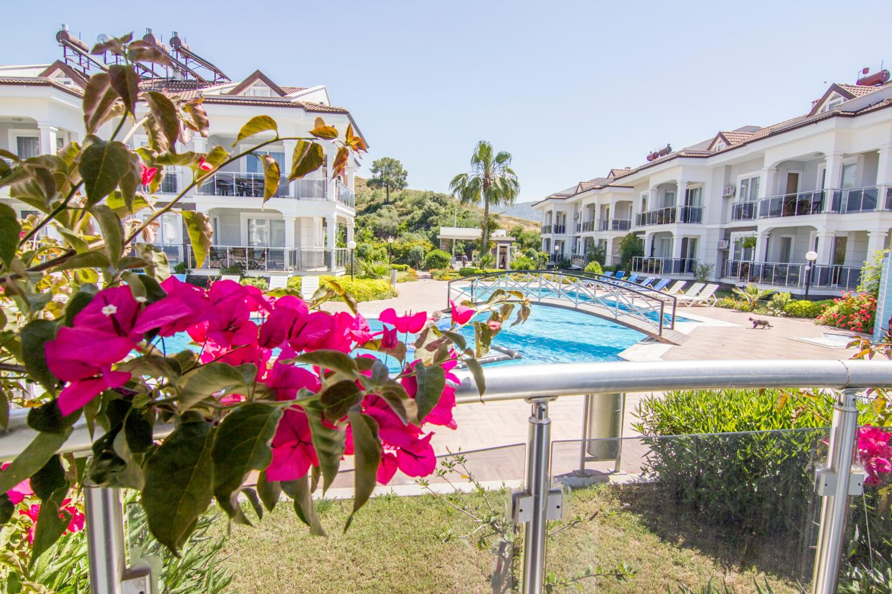 Legend Apartments