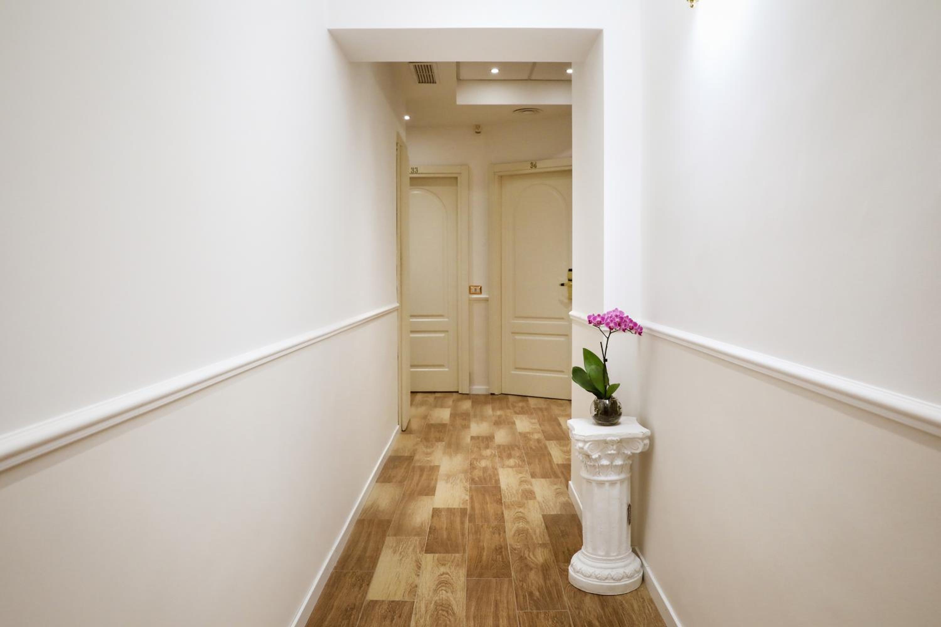 Elegant Rooms Roma - Guest House