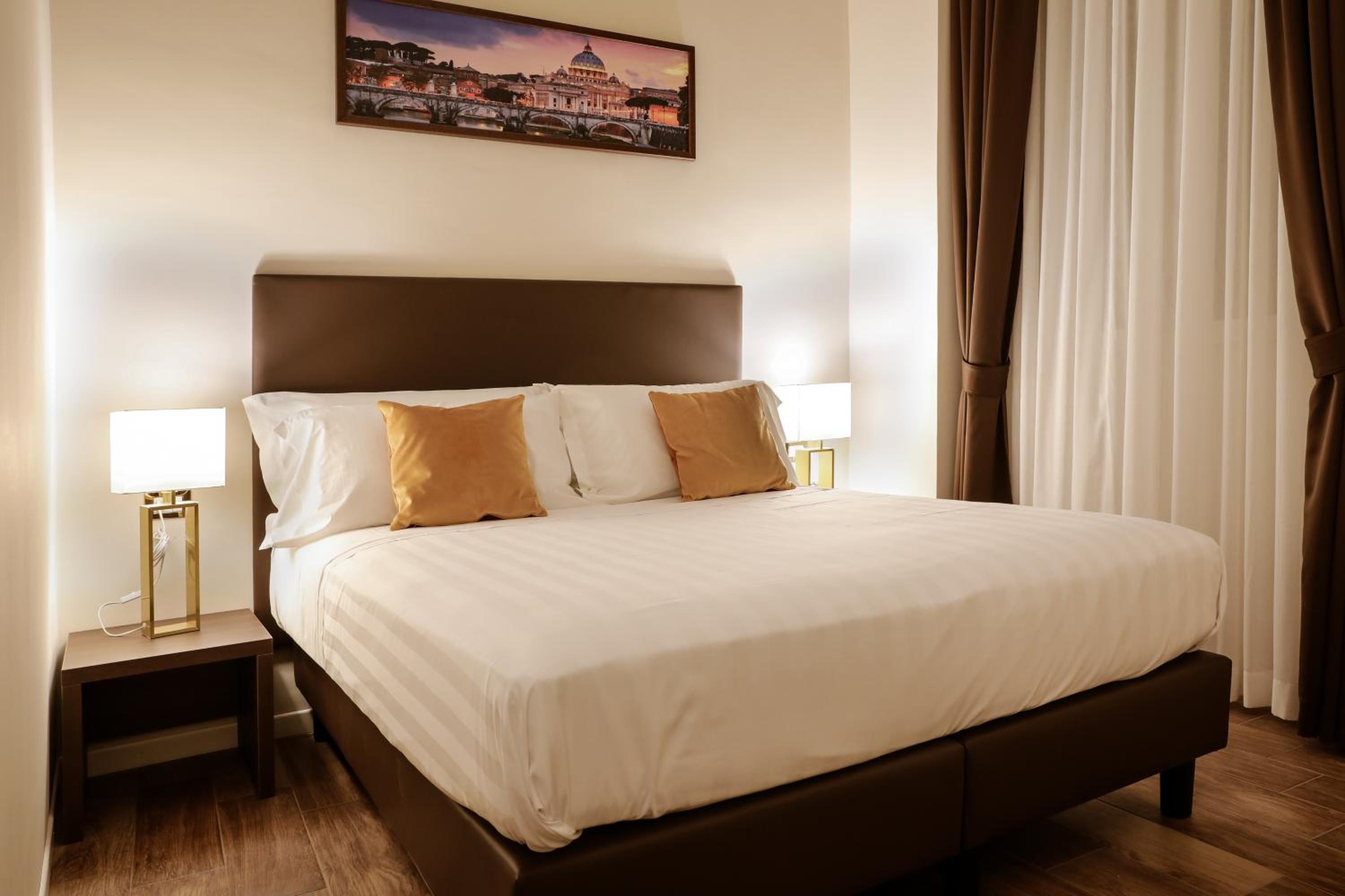 Elegant Rooms Roma - Guest House