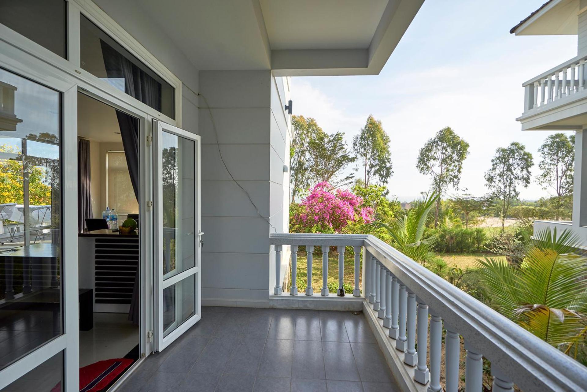 Villa Paradise Mui Ne view 2