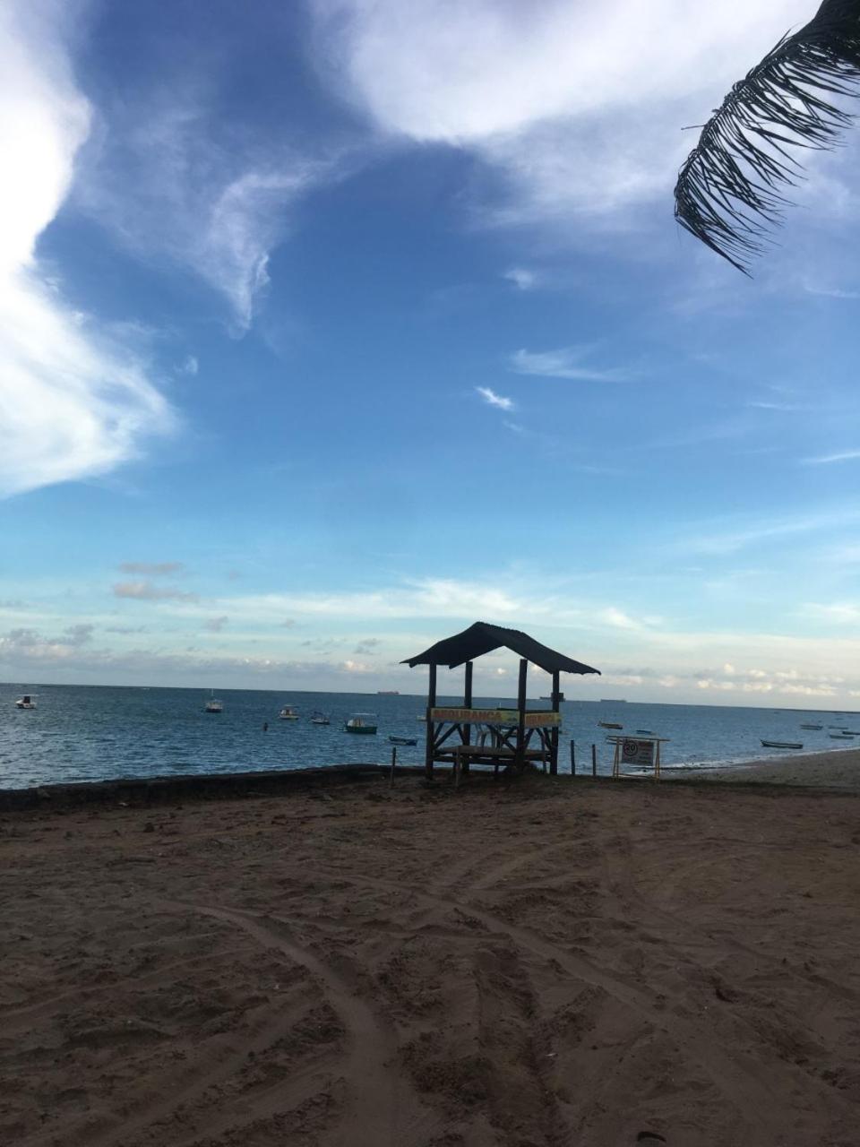 Apart-Hotel Beira Mar em Mar Grande - Vera Cruz - Ilha de Itaparica