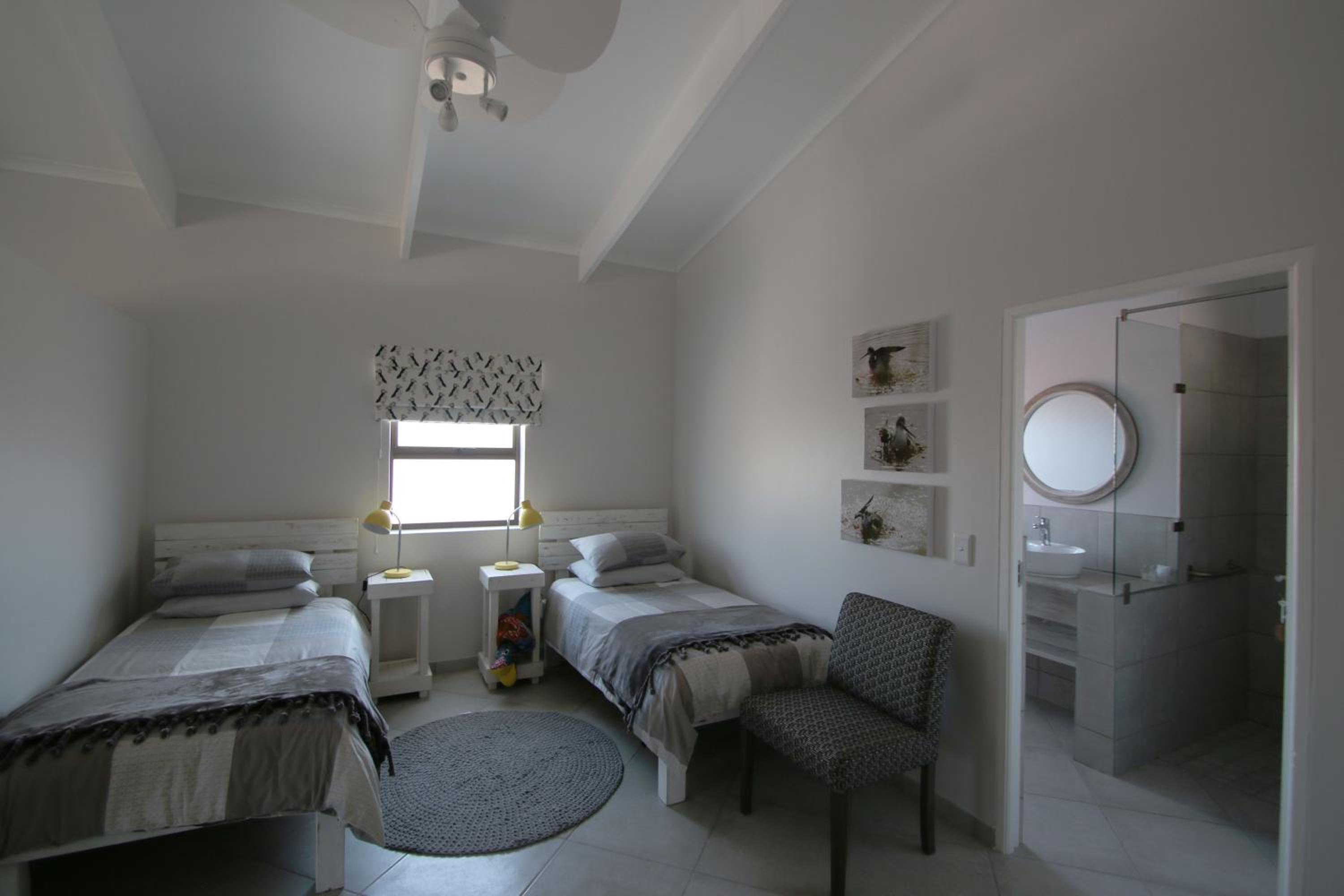 Albatross Guesthouse