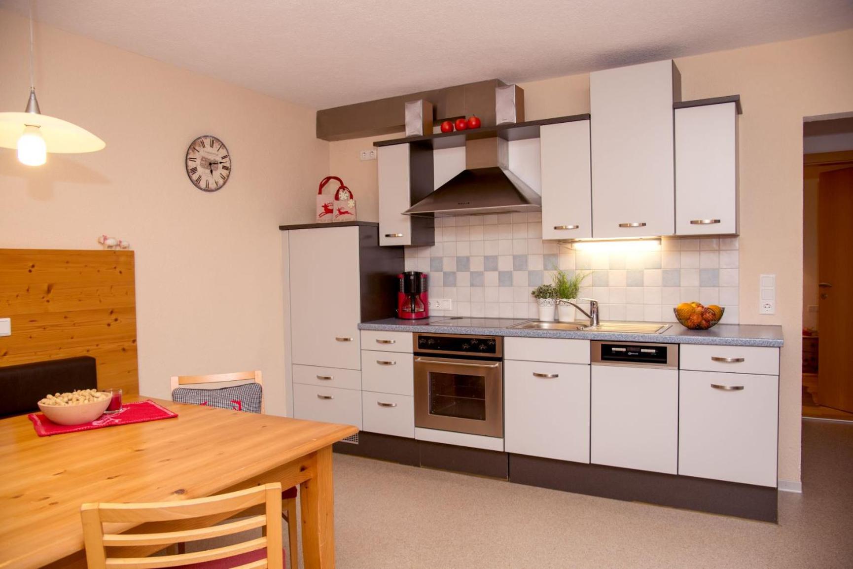 Apartment Erler view 5