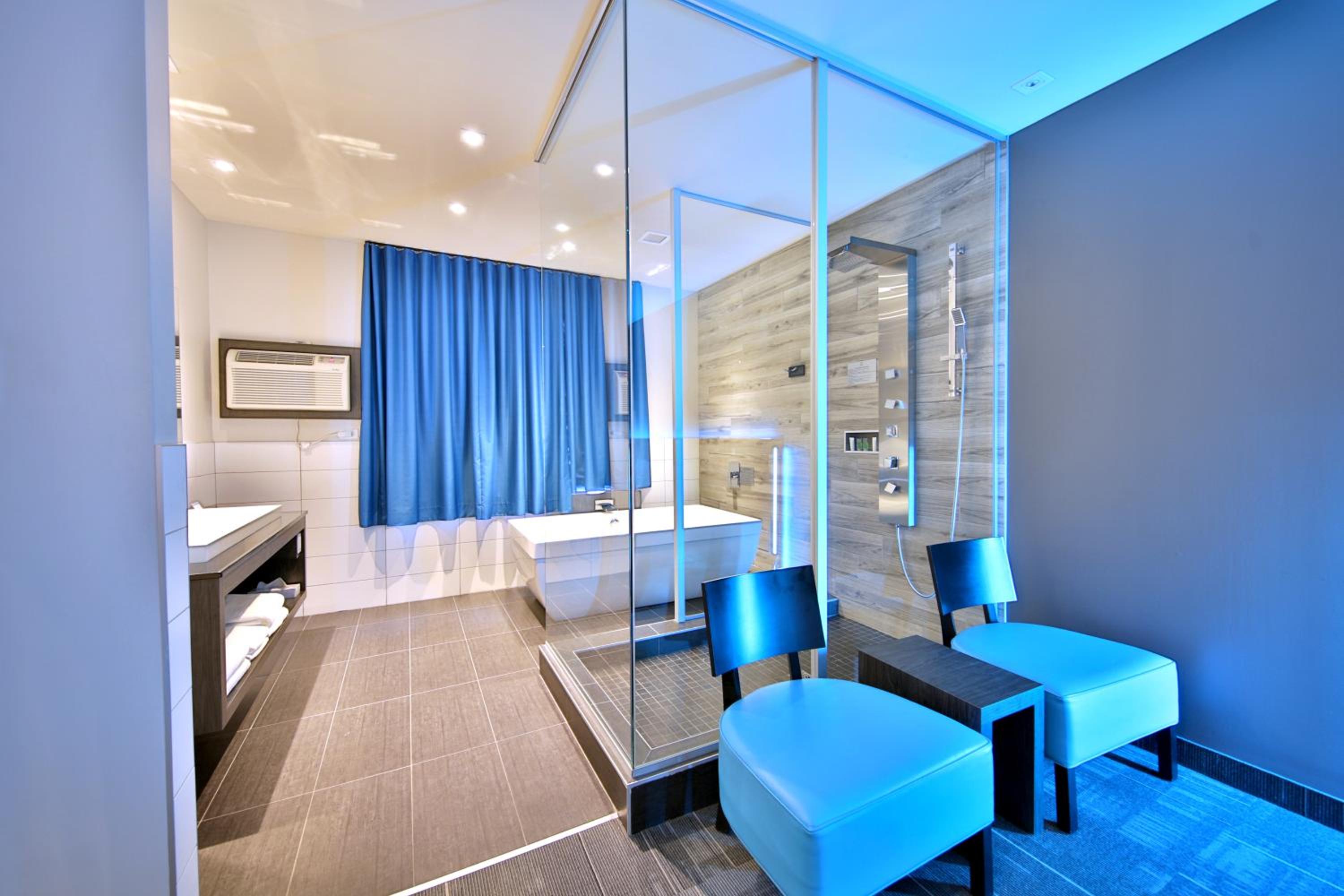 Hotel O Laval - Property Image 11