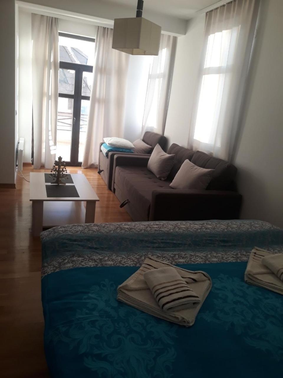 Dvori Apartments