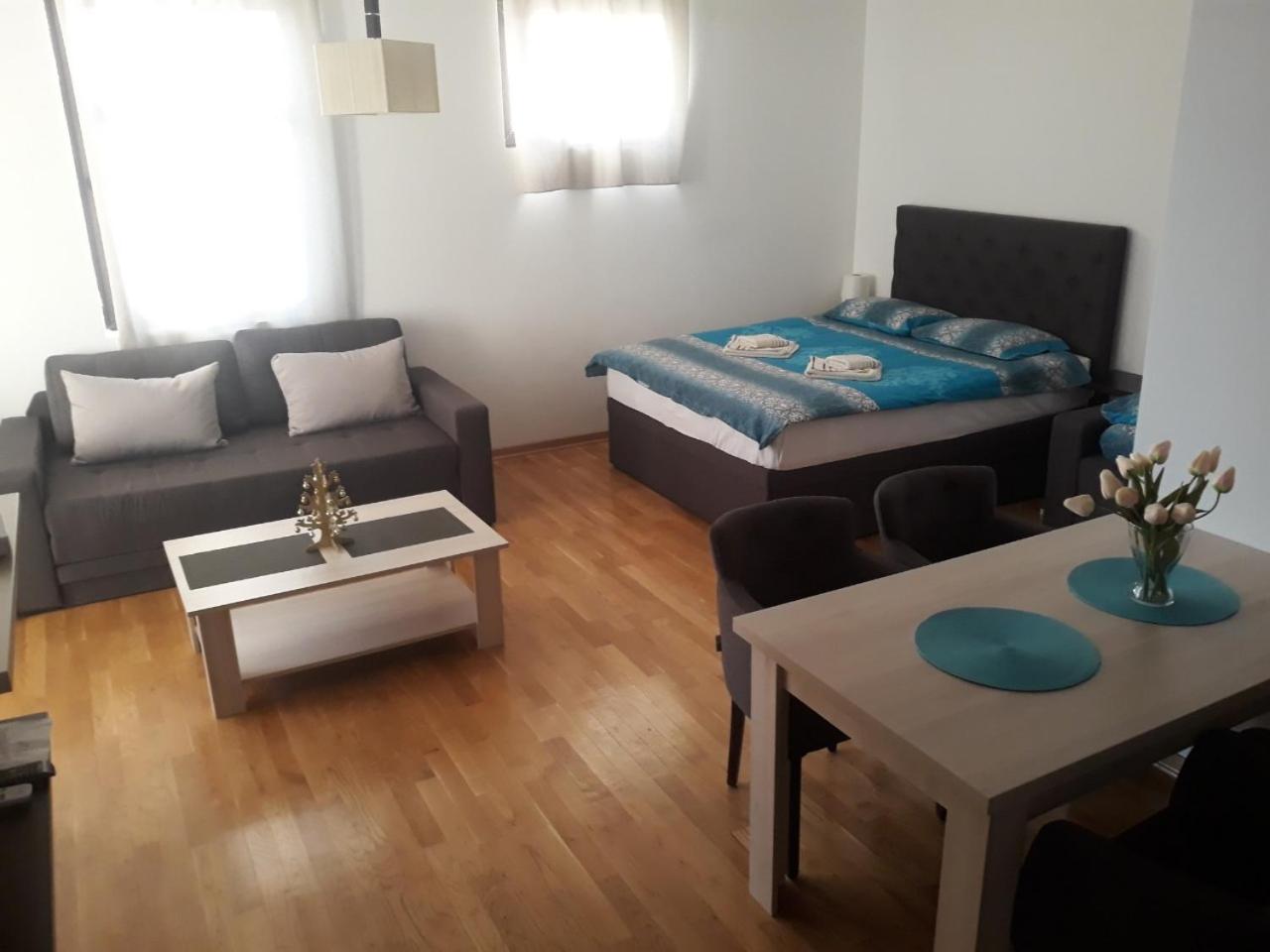 Dvori Apartments