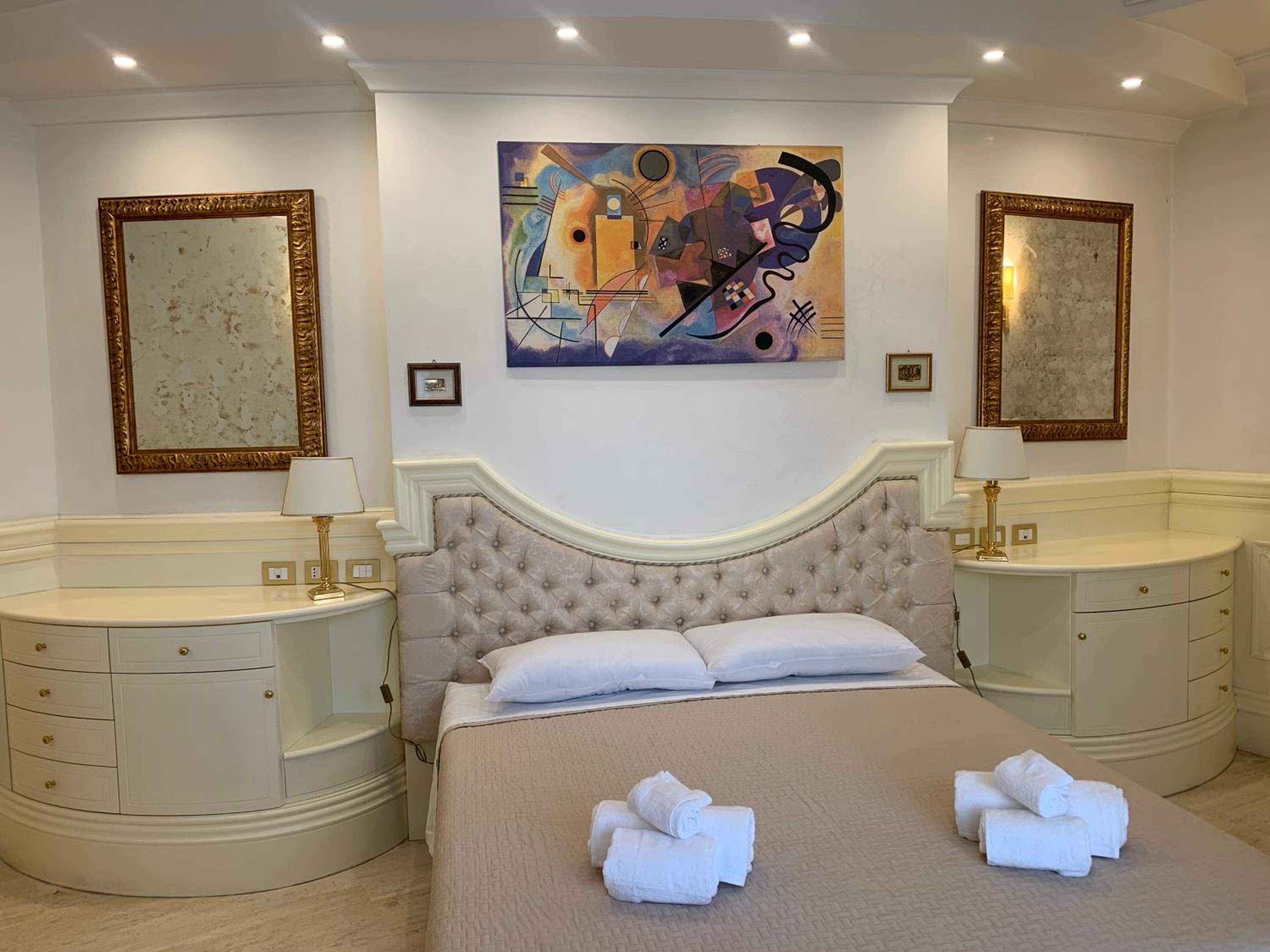 Simon's Guest House Rome