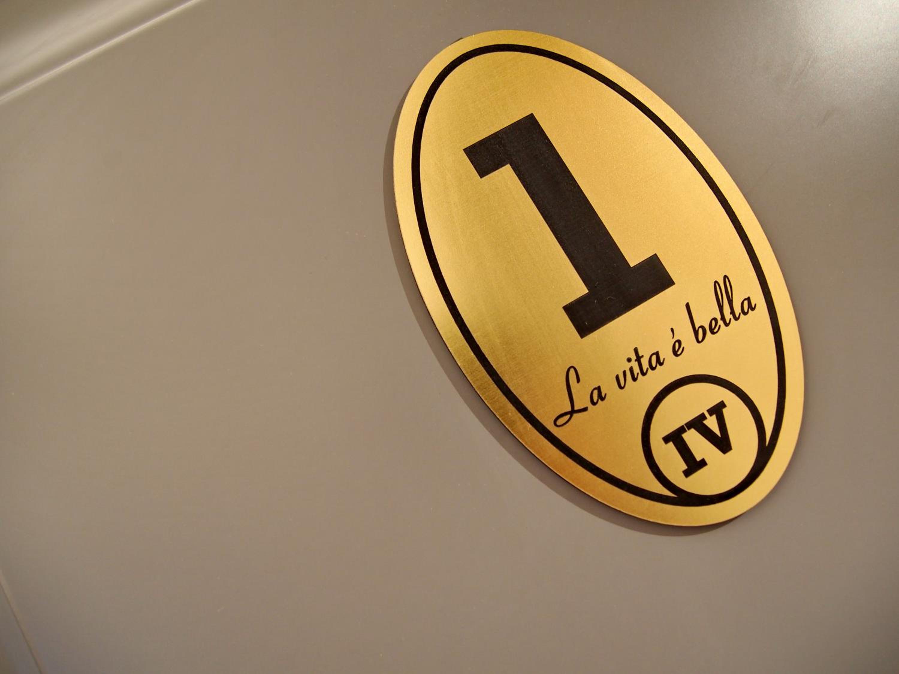 La Vita e Bella IV