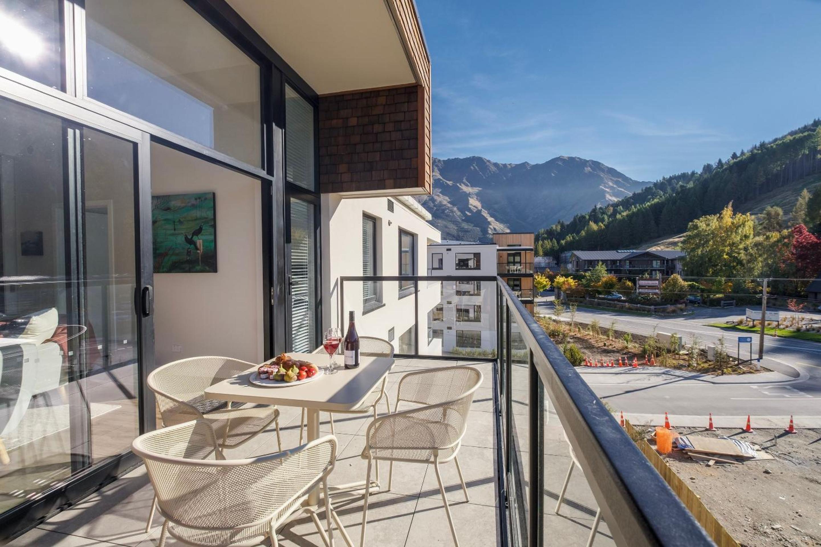 Residence du Parc Apartments By Staysouth