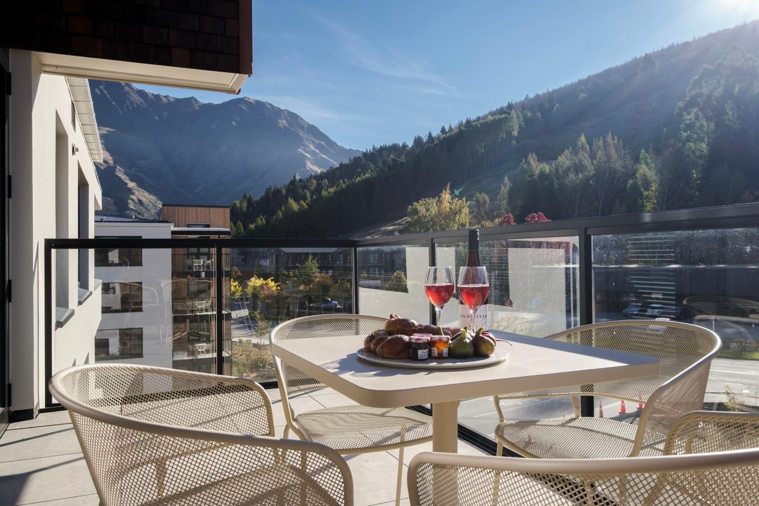 Residence du Parc Apartments By Staysouth