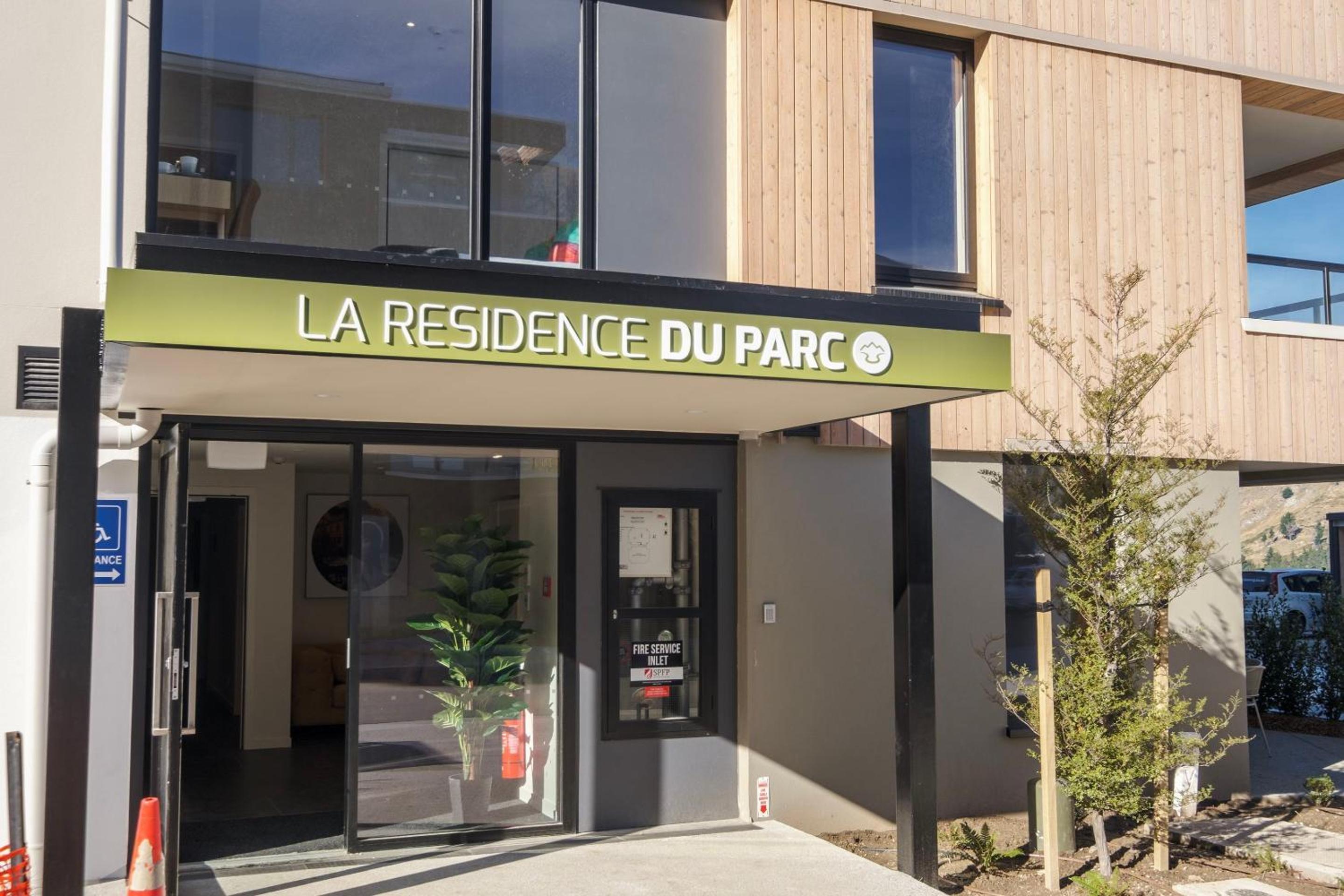 Residence du Parc Apartments By Staysouth
