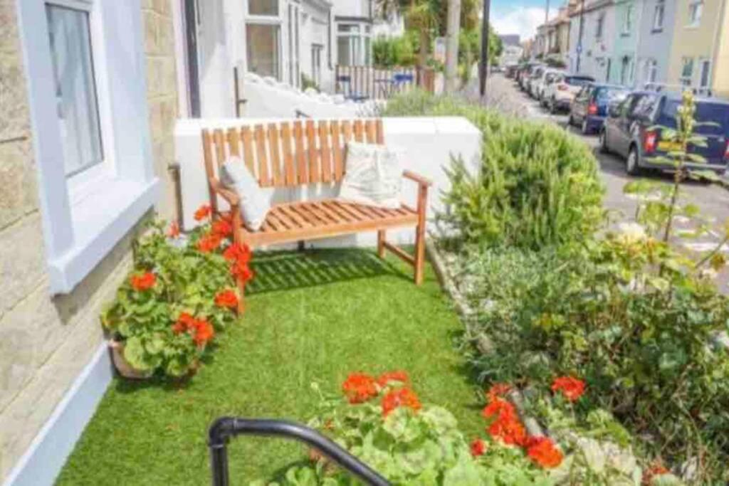 Seascape Cottage, Ventnor view 5