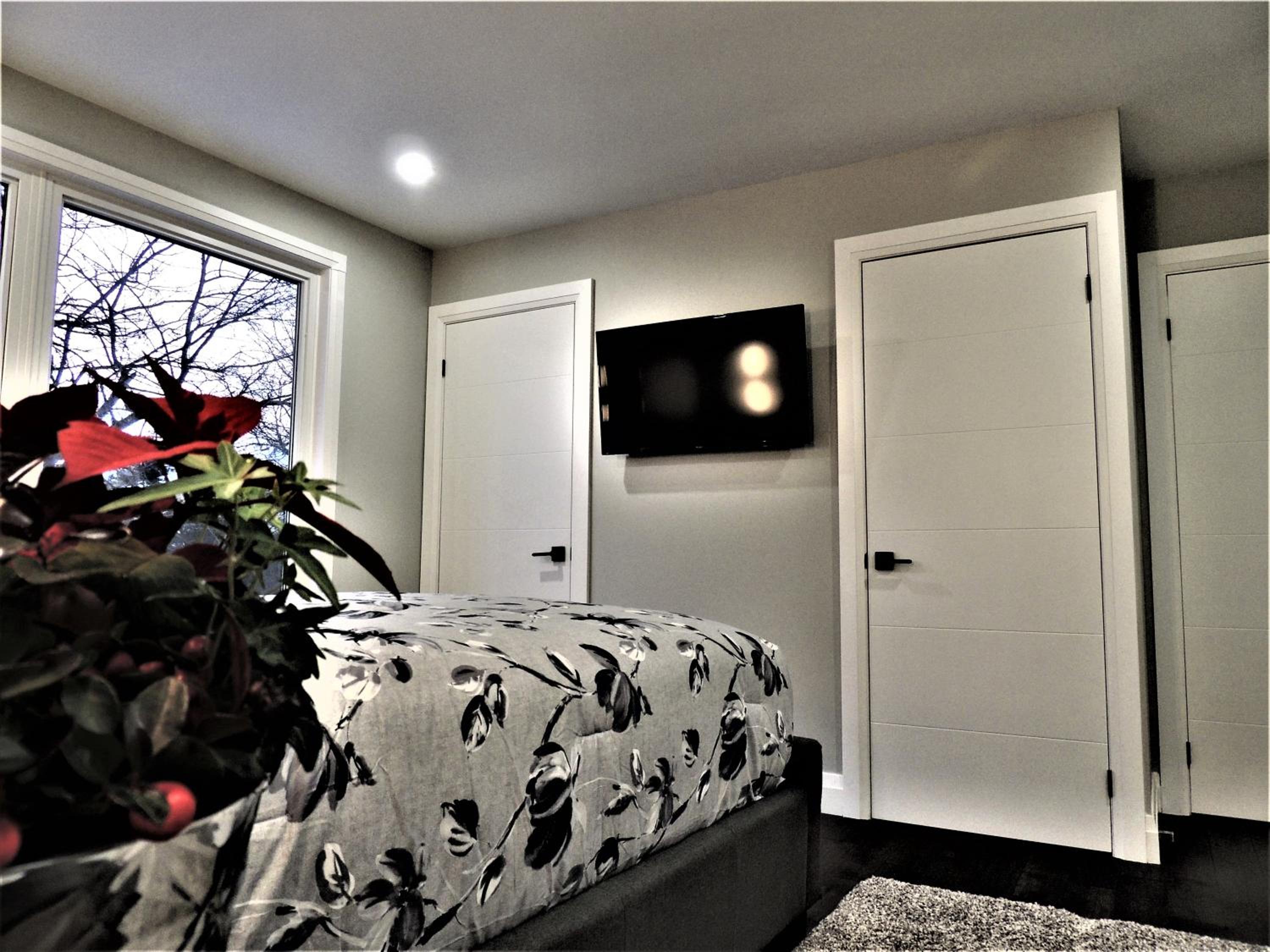 iResidence in Toronto - Fantastic Vacation Home with Breakfast