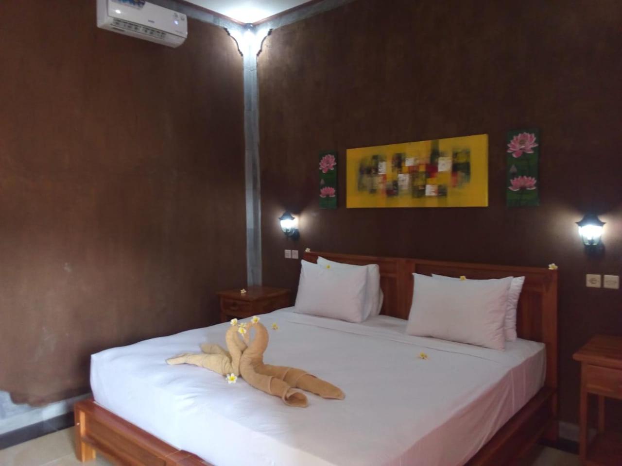 Eliska Sari Bungalows Sumberkima