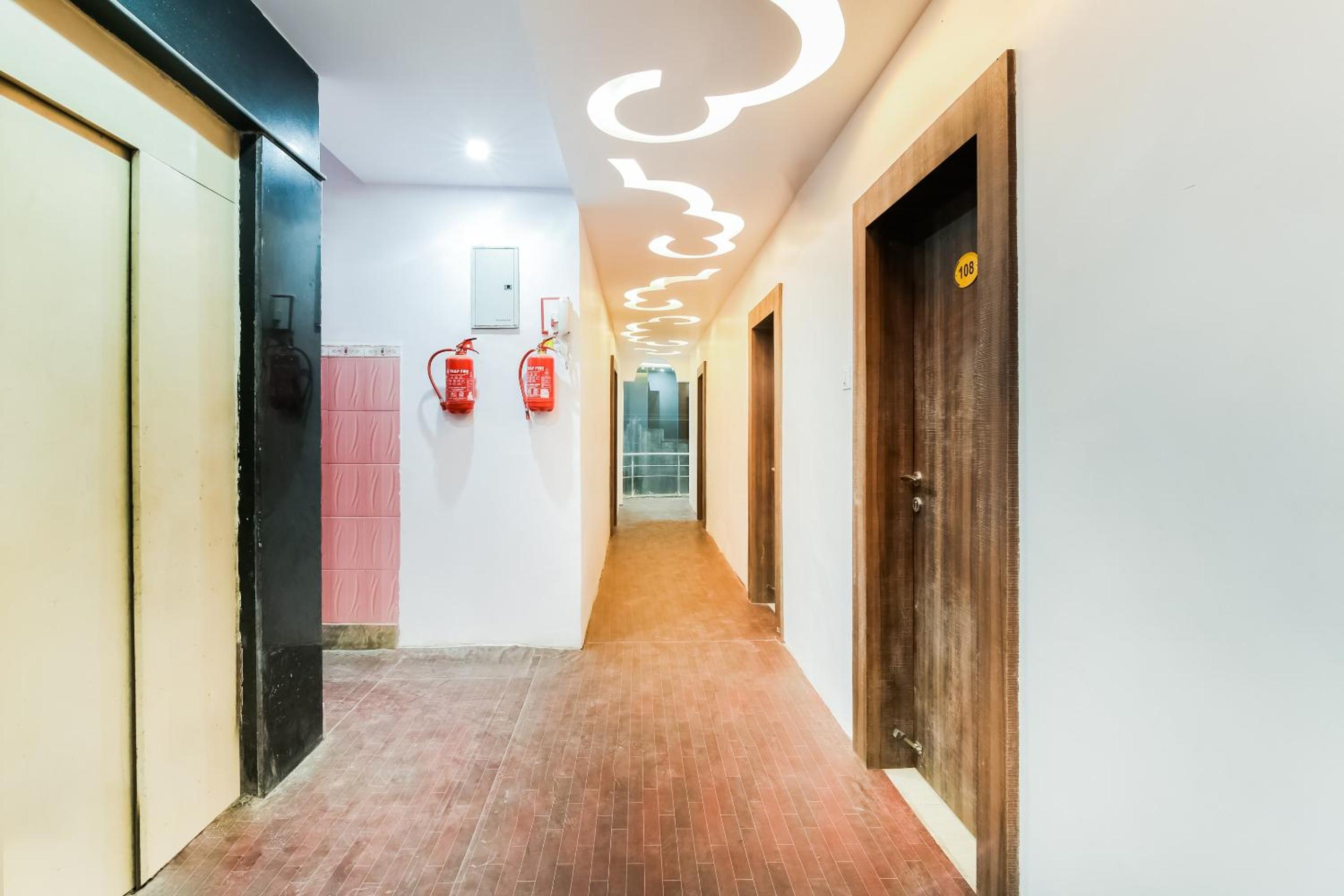 Hotel Maheshwari
