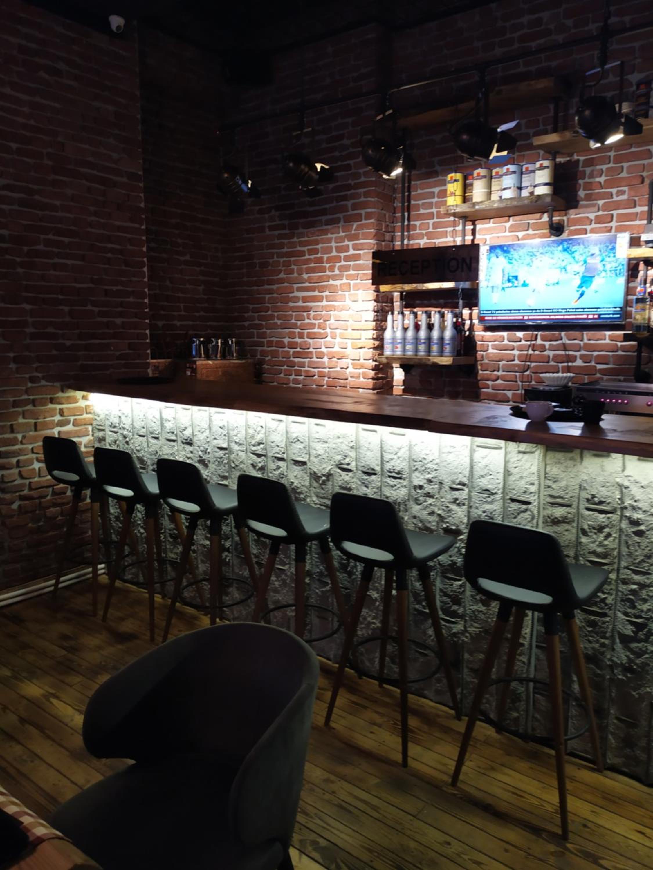 The Wolf Otel - Image 21