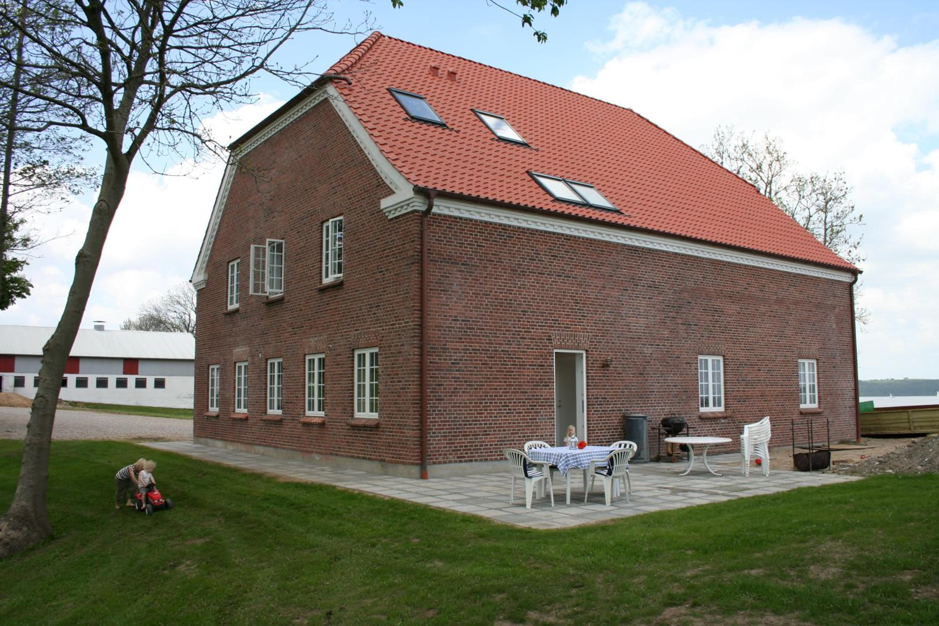 Loff Holiday Houses view 3