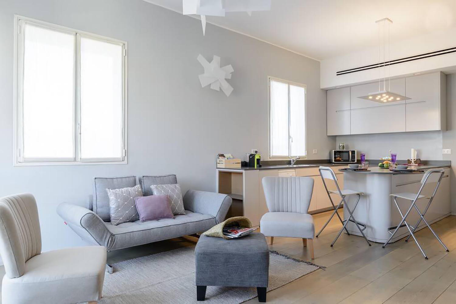 Italian design apartment in Rothschild Blvd