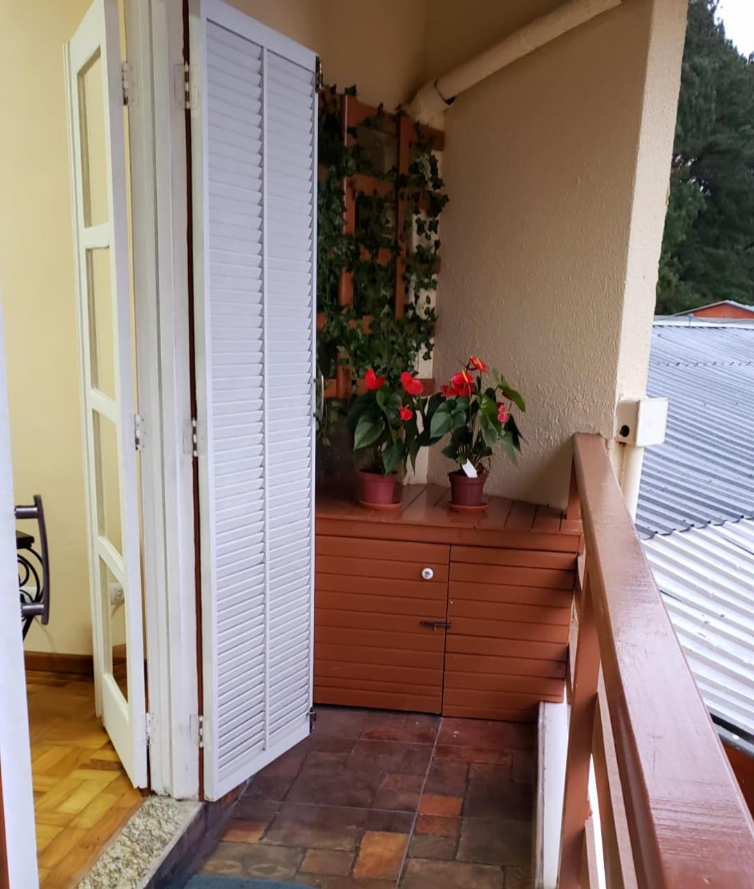 Apartamento no Capivari com Elevador