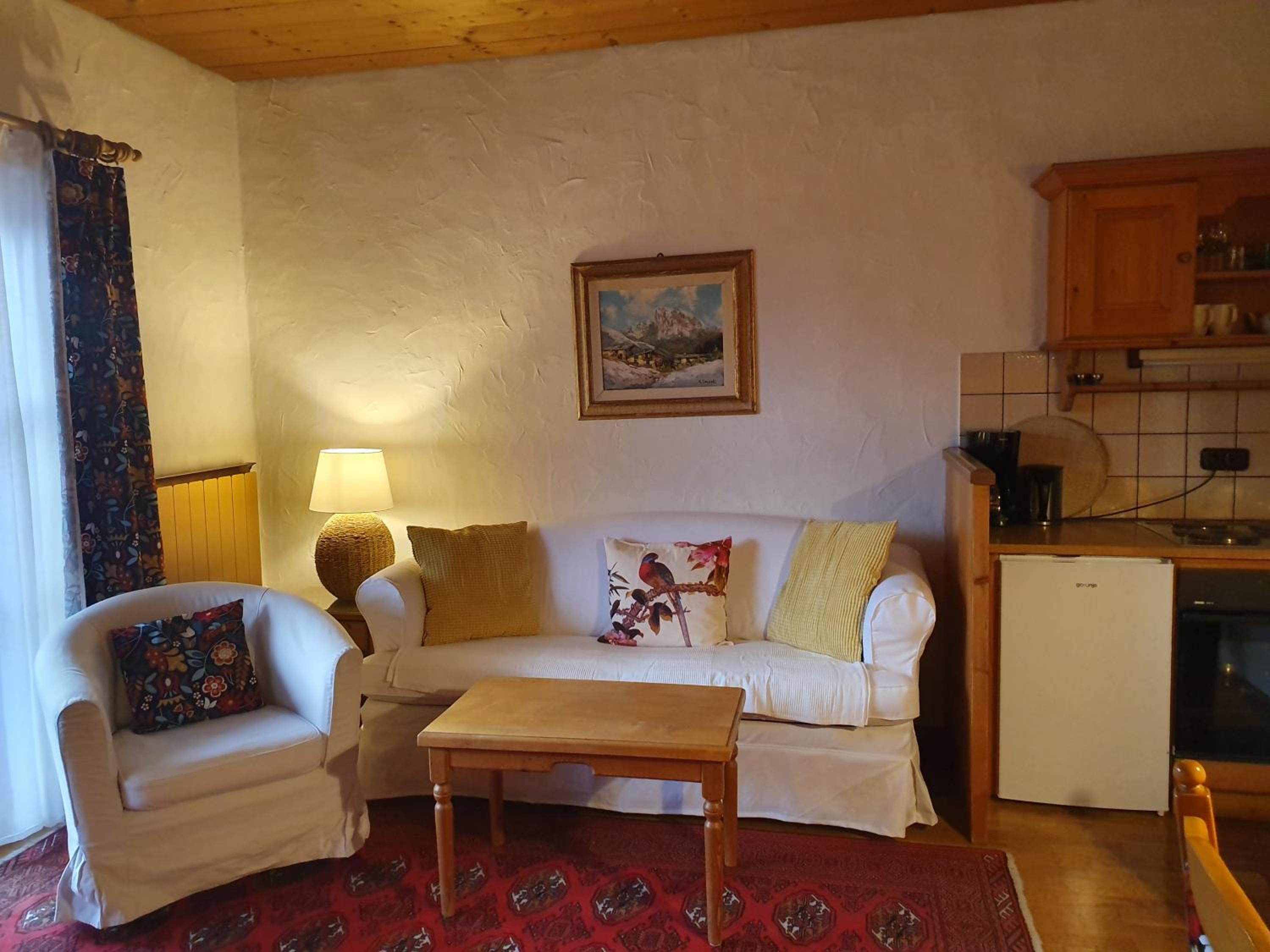 Appartement Pension Bäckenhäusl FERIENWOHNUNGEN Chalets Hütten Komfortzimmer