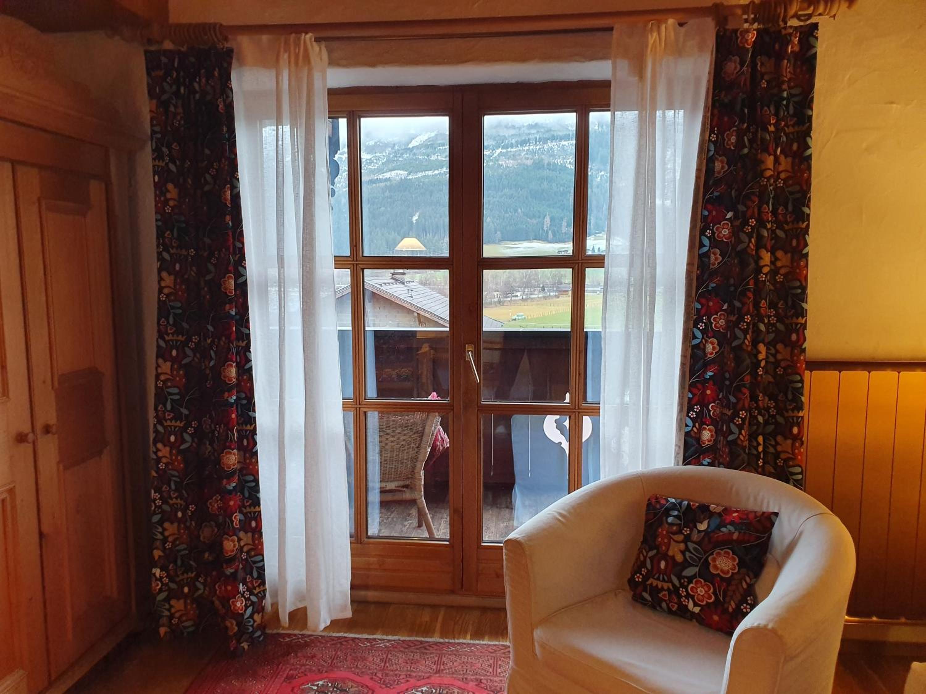 Appartement Pension Bäckenhäusl FERIENWOHNUNGEN Chalets Hütten Komfortzimmer