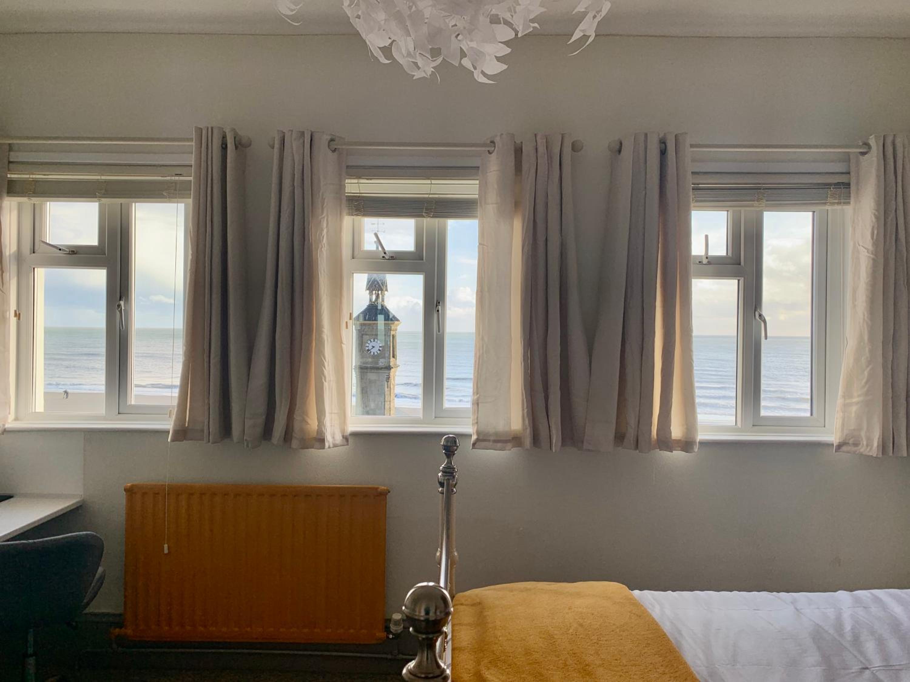 Waterfront Inn