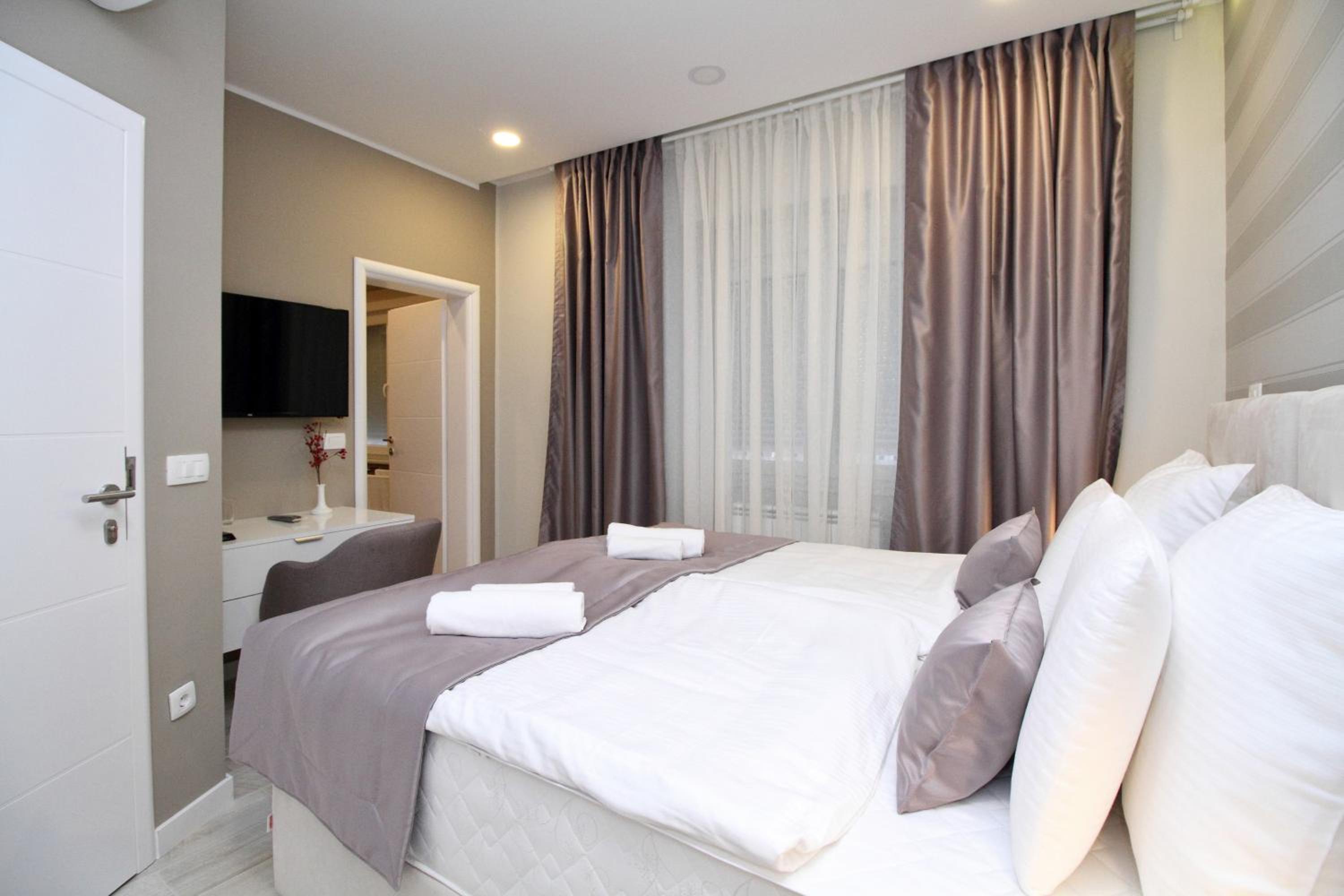 PLATINUM ROOMS butique hotel