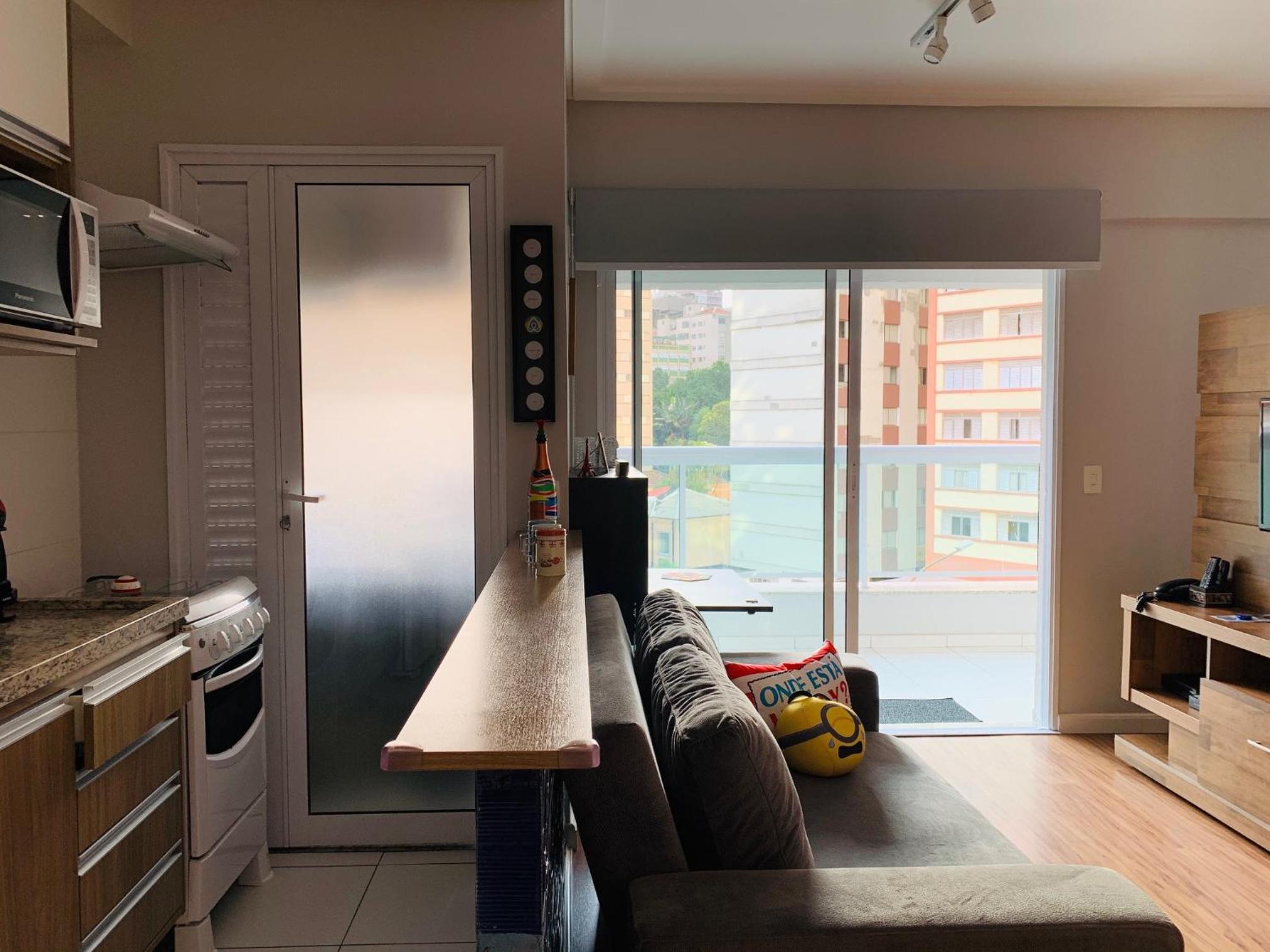 CS Apartamento a 200 metros da Paulista com AC
