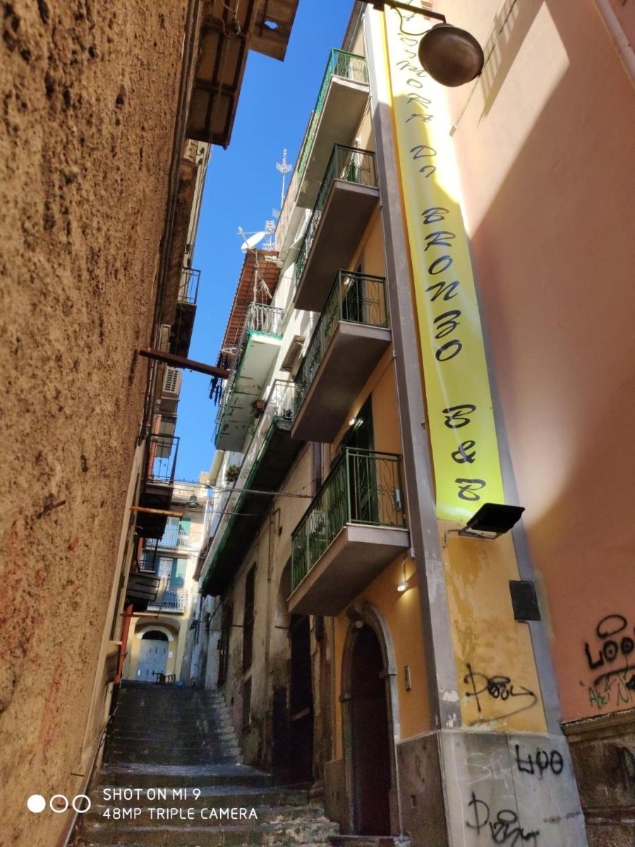 La dimora di bronzo