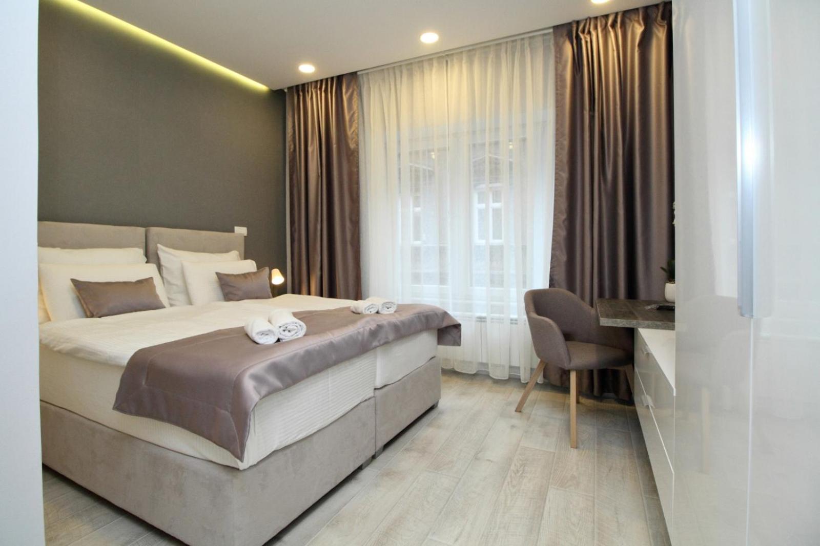 PLATINUM ROOMS butique hotel