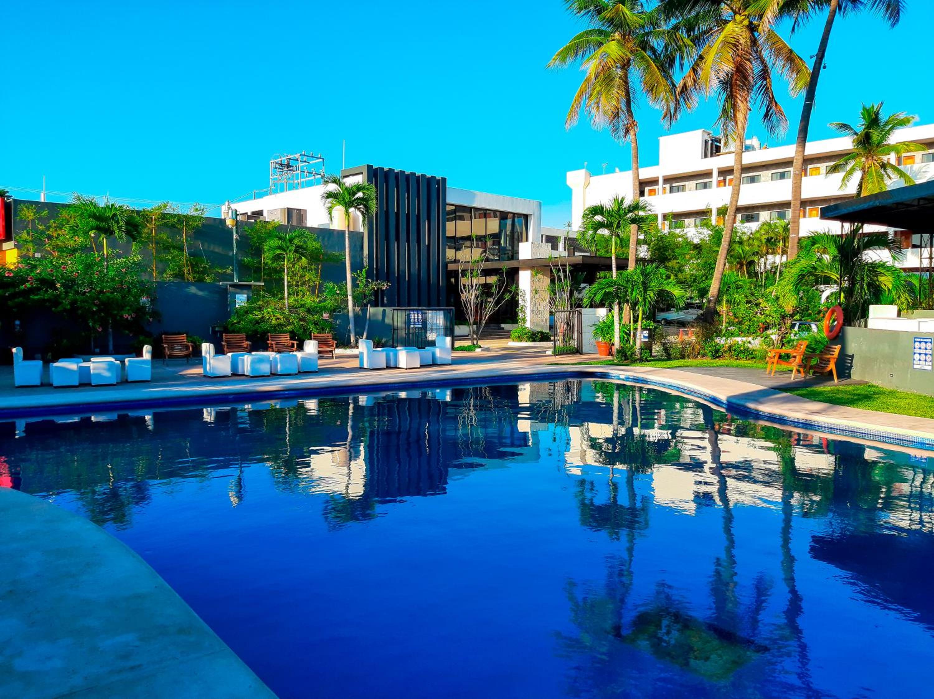 Tampico Vacations - Hotel San Antonio - Property Image 1