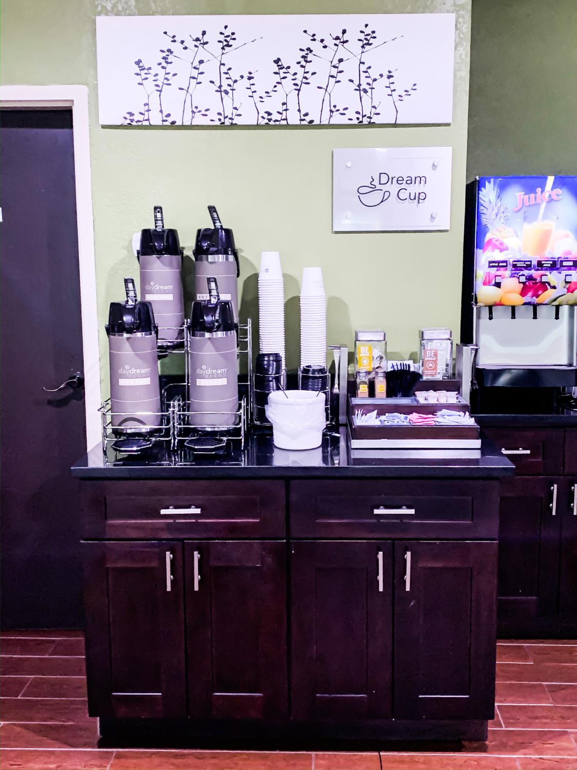 Macon Vacations - SureStay Plus Hotel by Best Western Macon West - Property Image 9