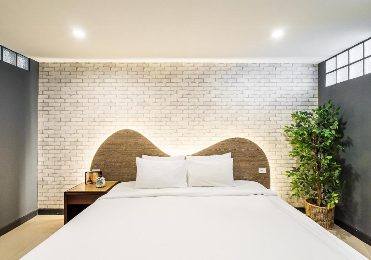 Ton Aor Place Hotel