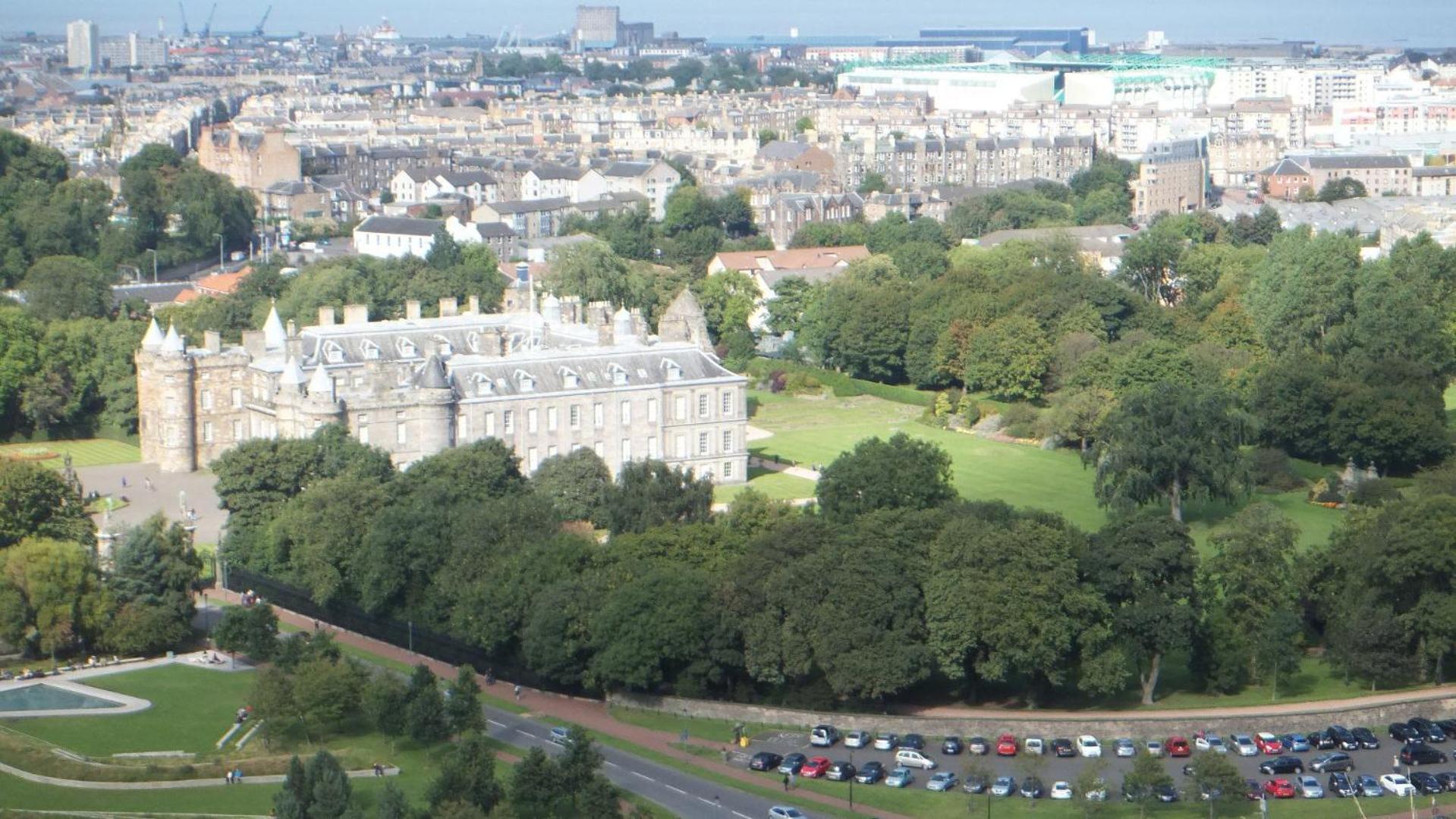 Edinburgh Palace Apartment