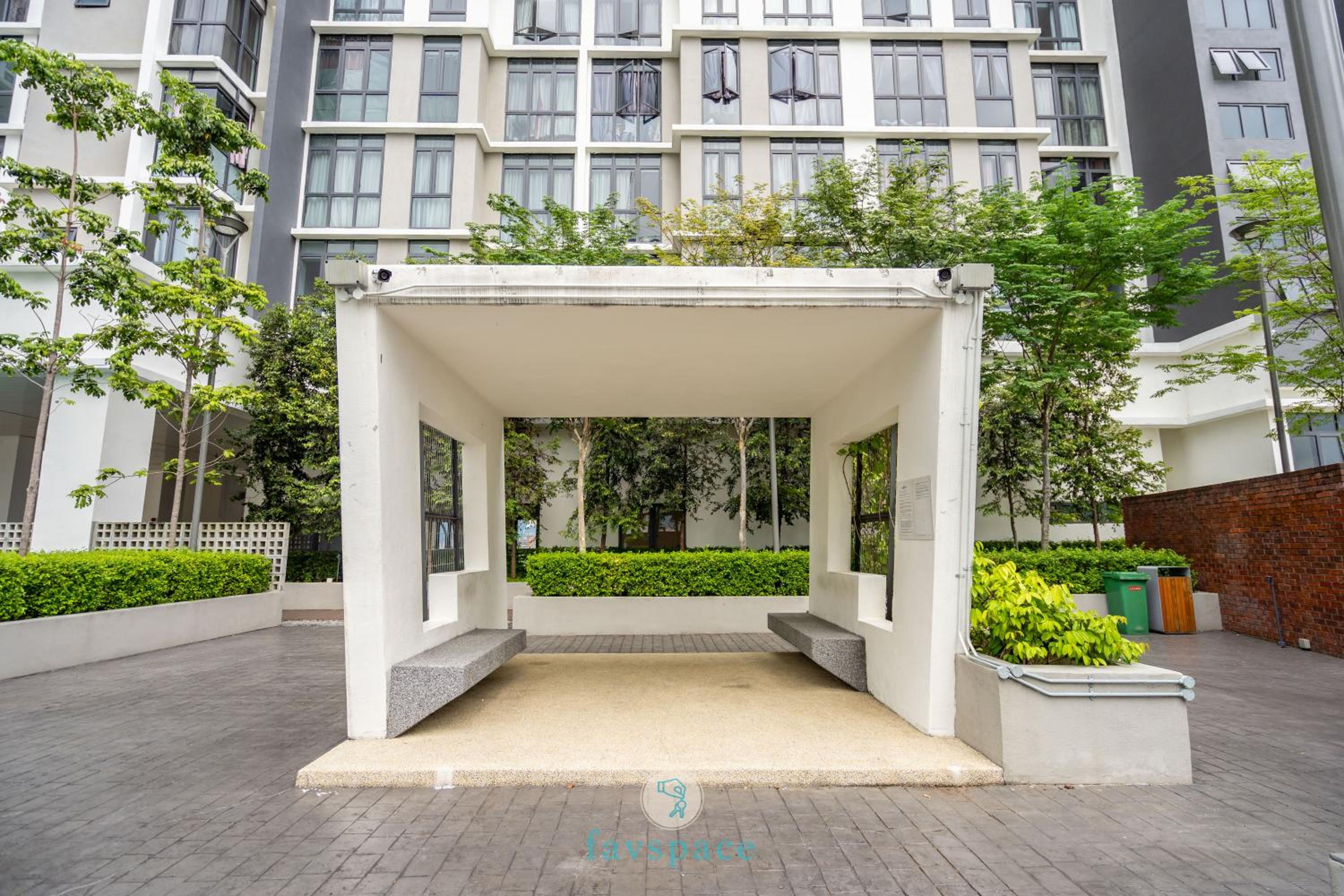 Lovely 3-bedroom condo with pool for 8 pax - Cheras