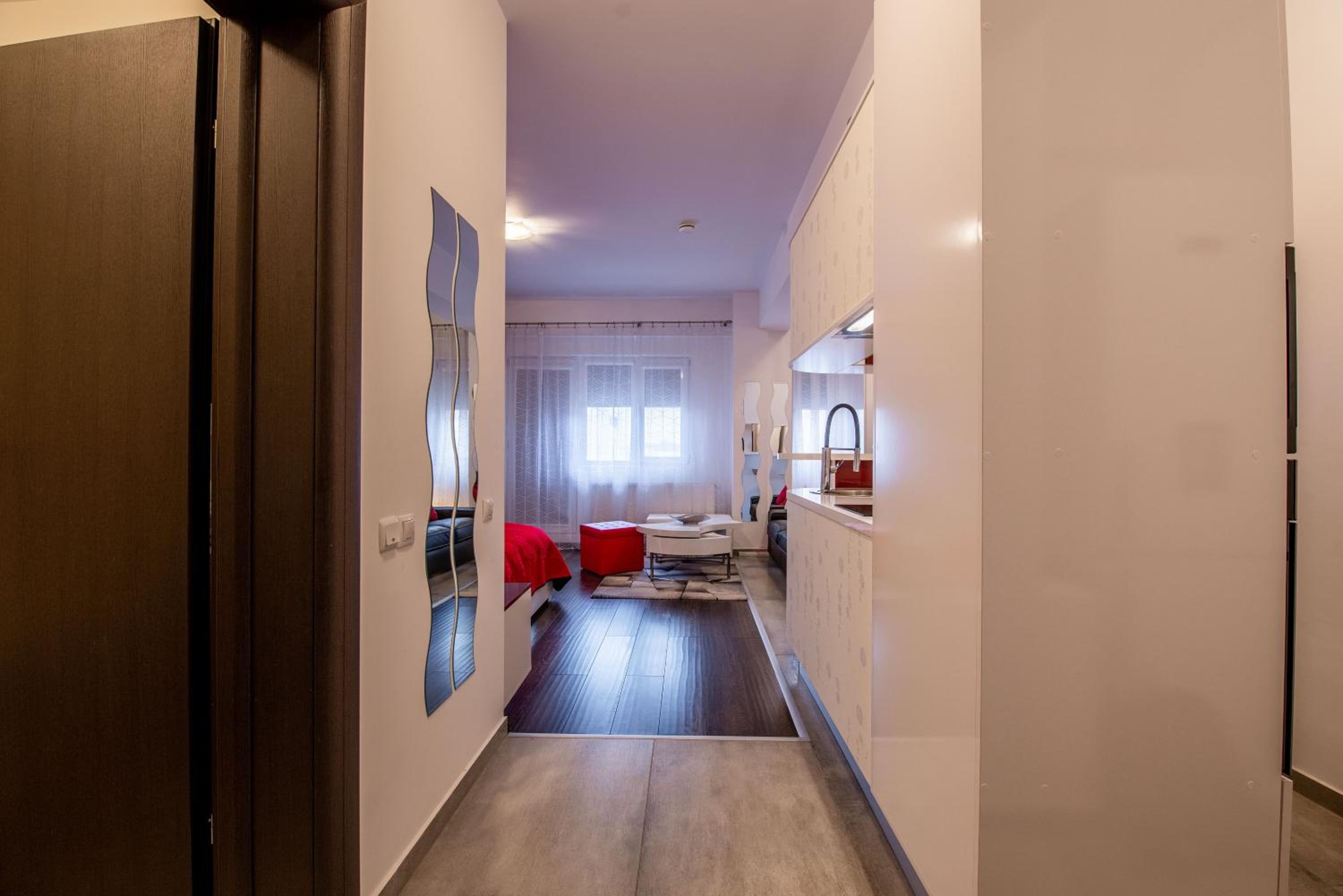 Studio Residence Militari M6 en Roşu